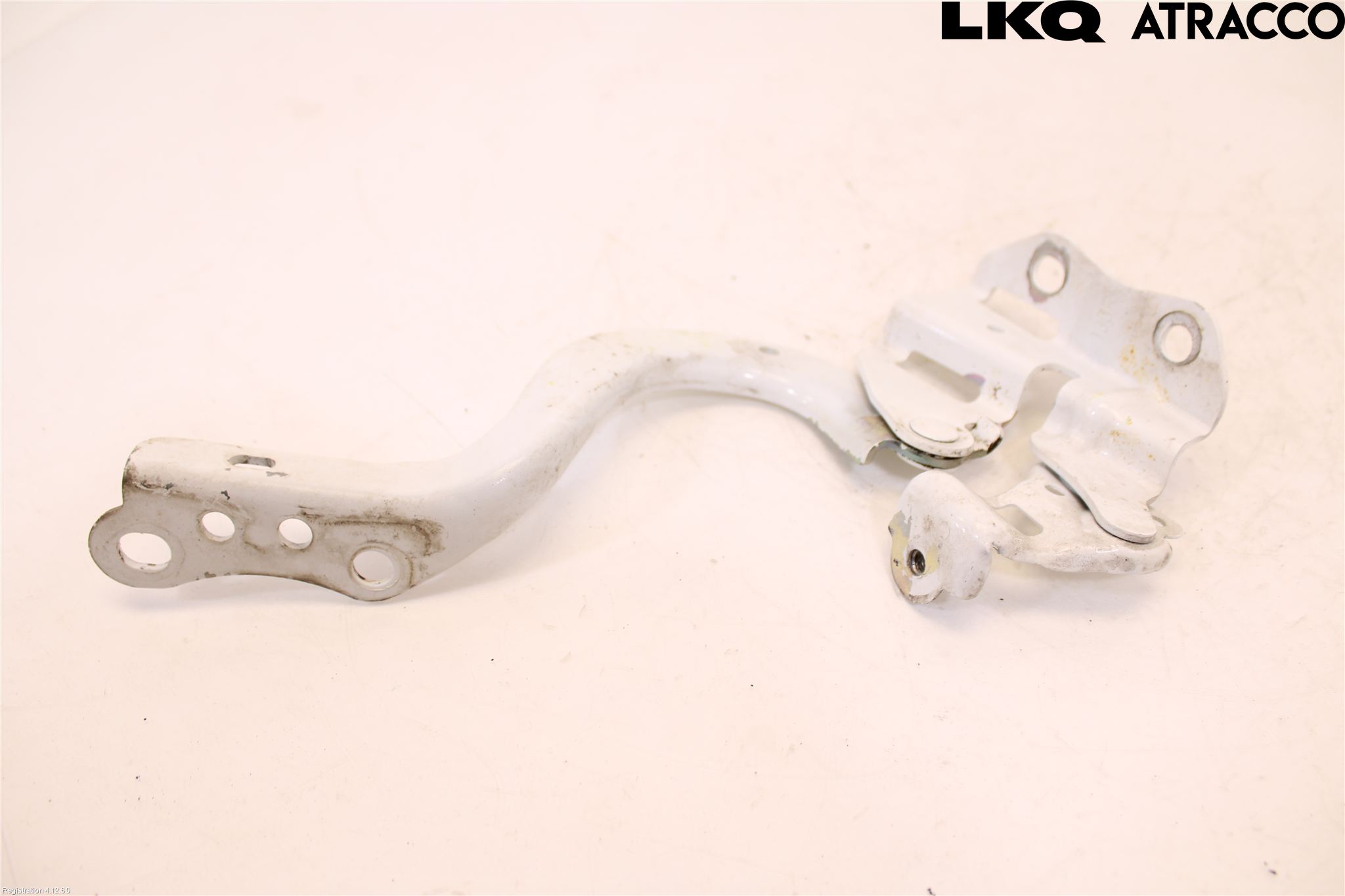 Toyota AURIS 13-19 Huvgångjärn