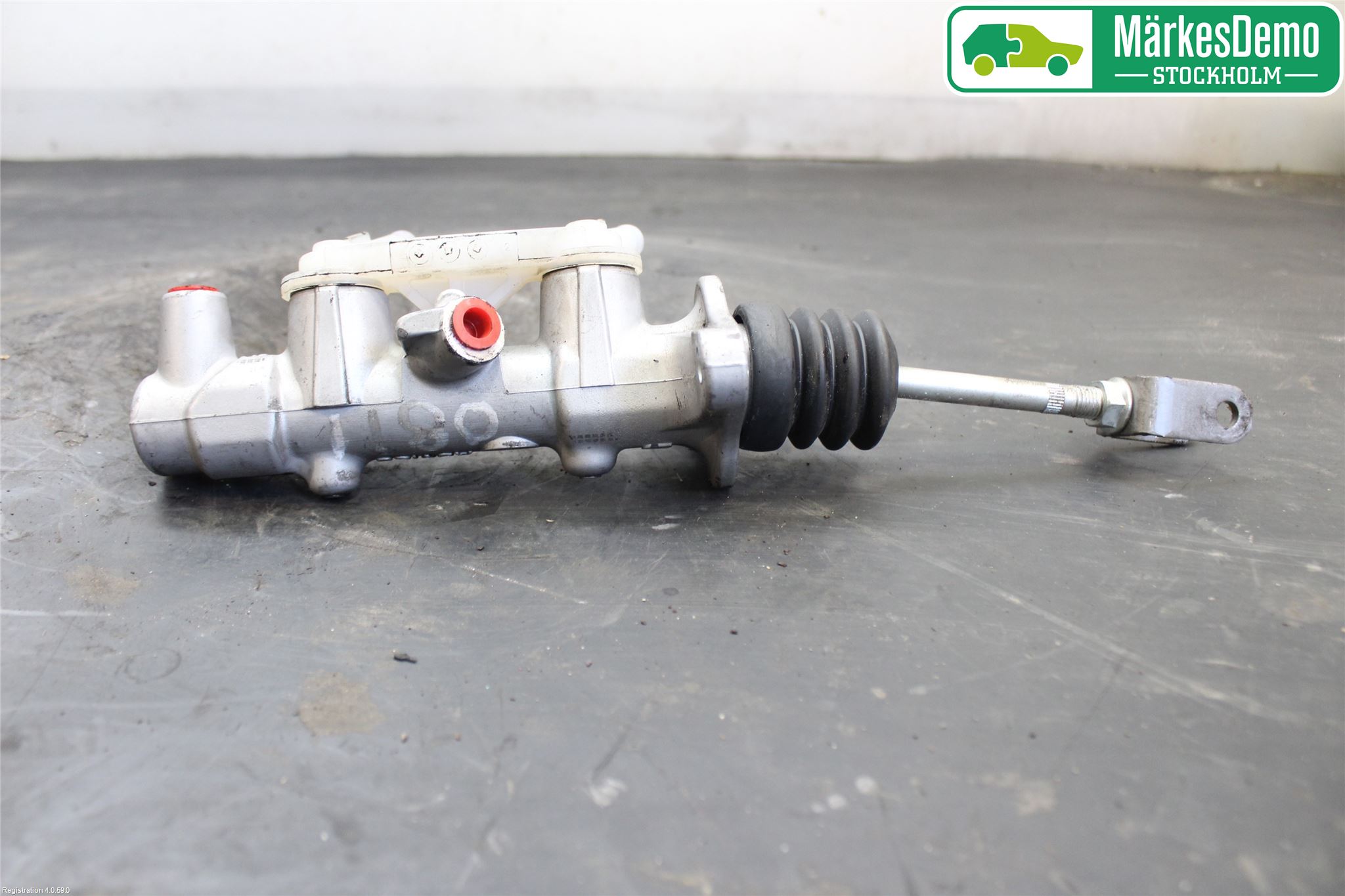 Toyota PRIUS NWH20 04-08 Broms Huvudcylinder