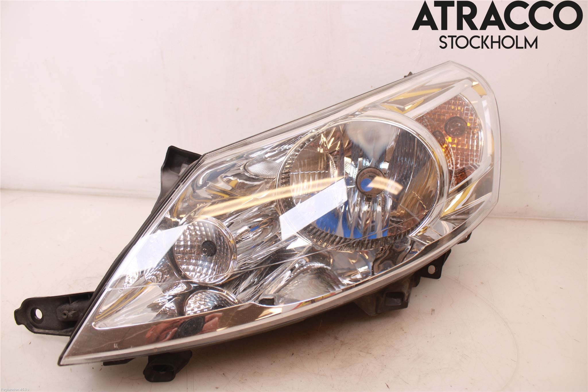 Peugeot EXPERT 07-14 Strålkastare Vänster