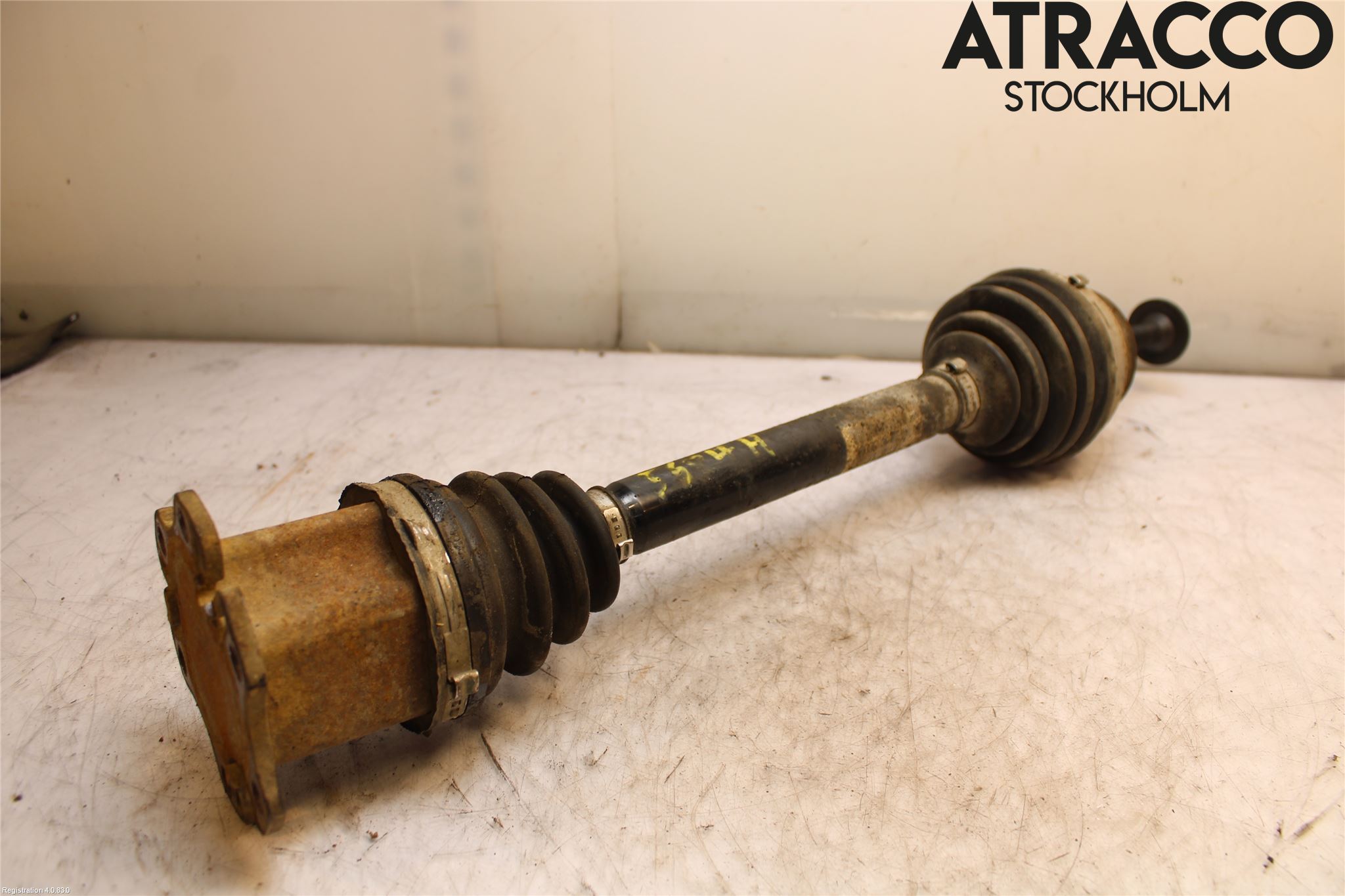 Audi A6/S6     05-11 Drivaxel Fram Höger