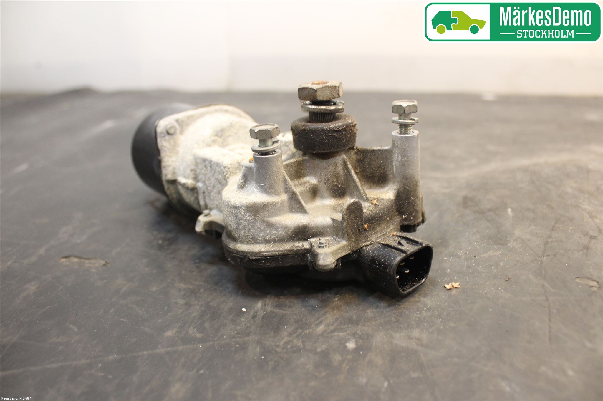 Nissan X-TRAIL     01-07 Torkarmotor Vindruta