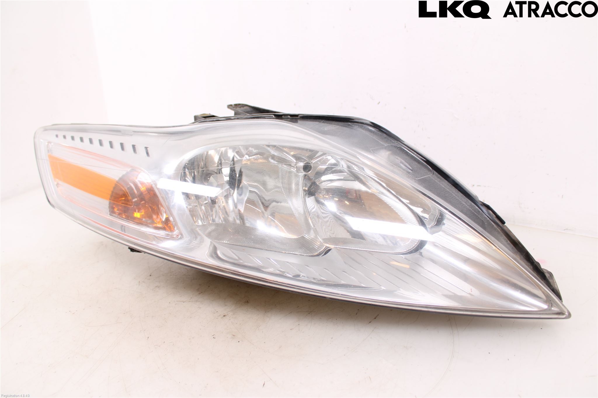 Ford MONDEO 15-22 Strålkastare Höger