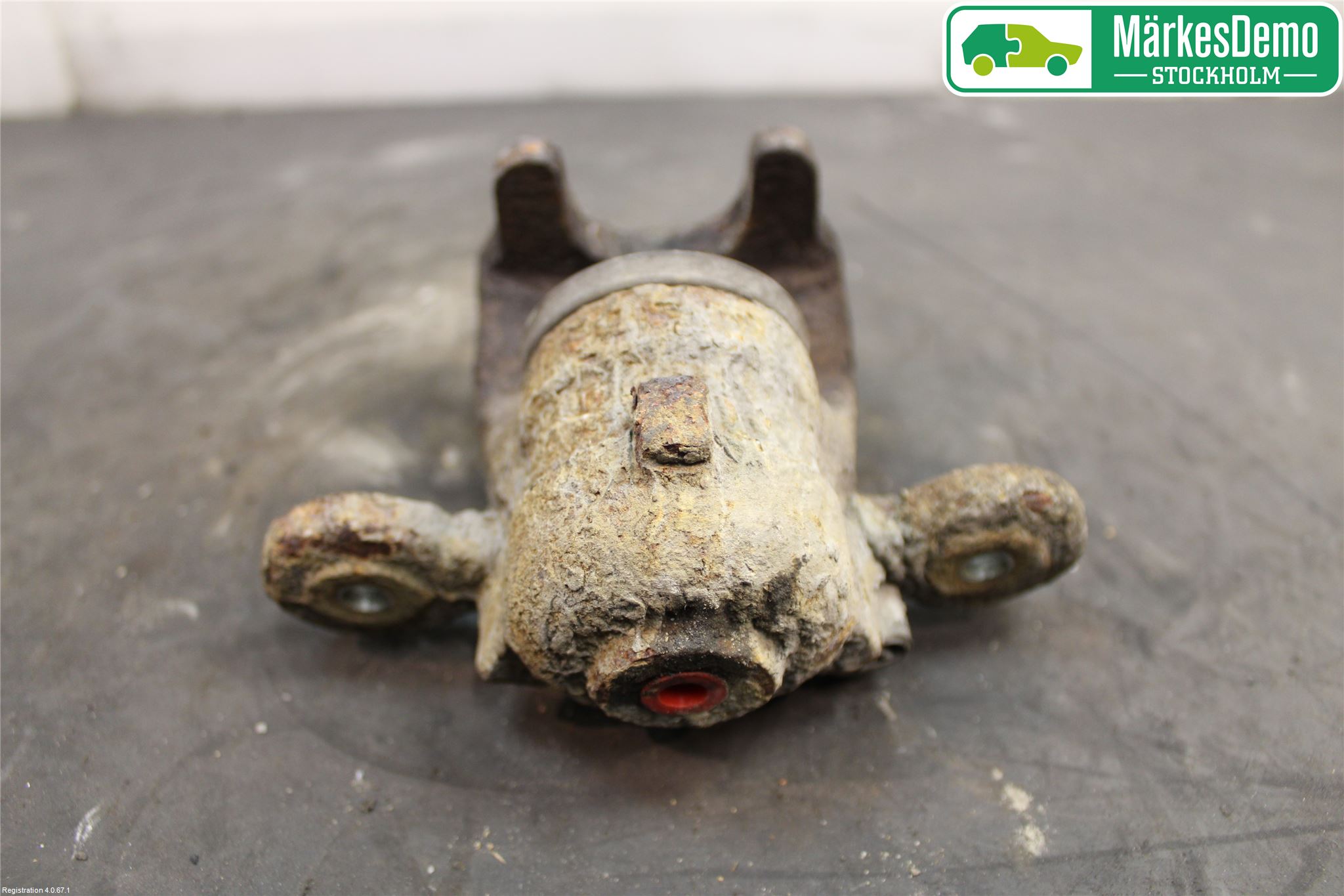 BMW 1 E87/81 5D/3D 03-11 Bromsok Bak Vänster