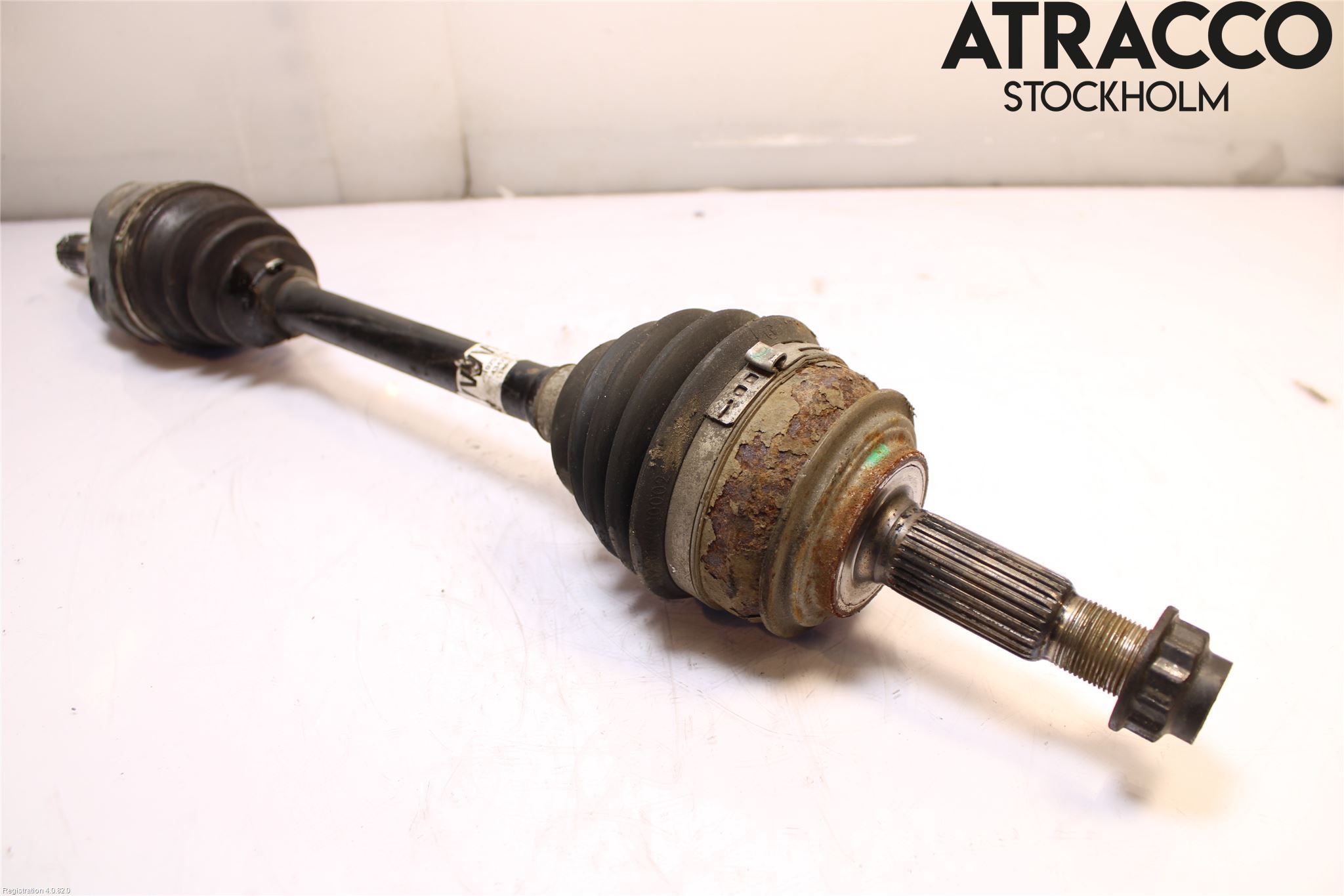 Toyota YARIS XP130 15-20 Drivaxel Fram Vänster