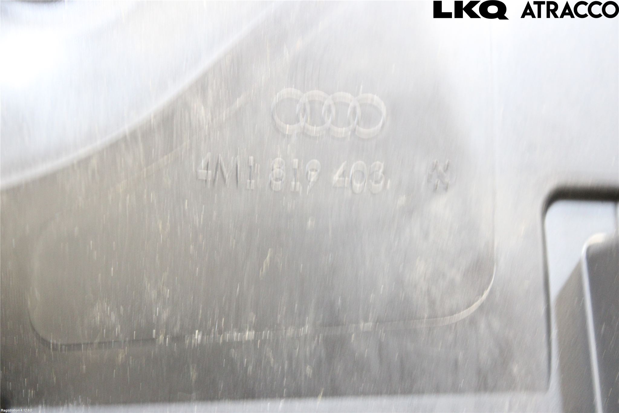 Audi Q7/SQ7 Torpedplåt-Torpedplast