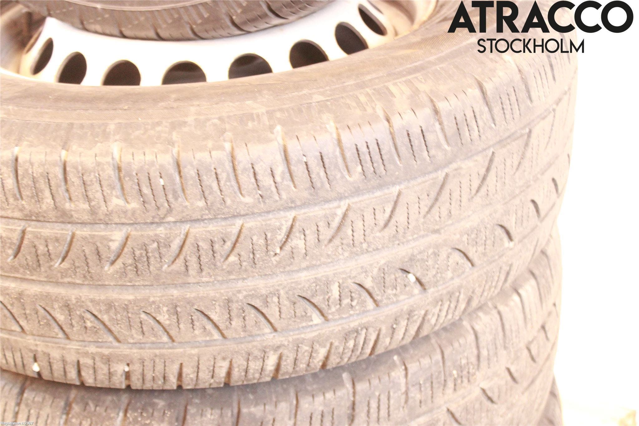 Mercedes-Benz MB SPRINTER (W906) 06-18 Sommardäck Plåtfälg 4St