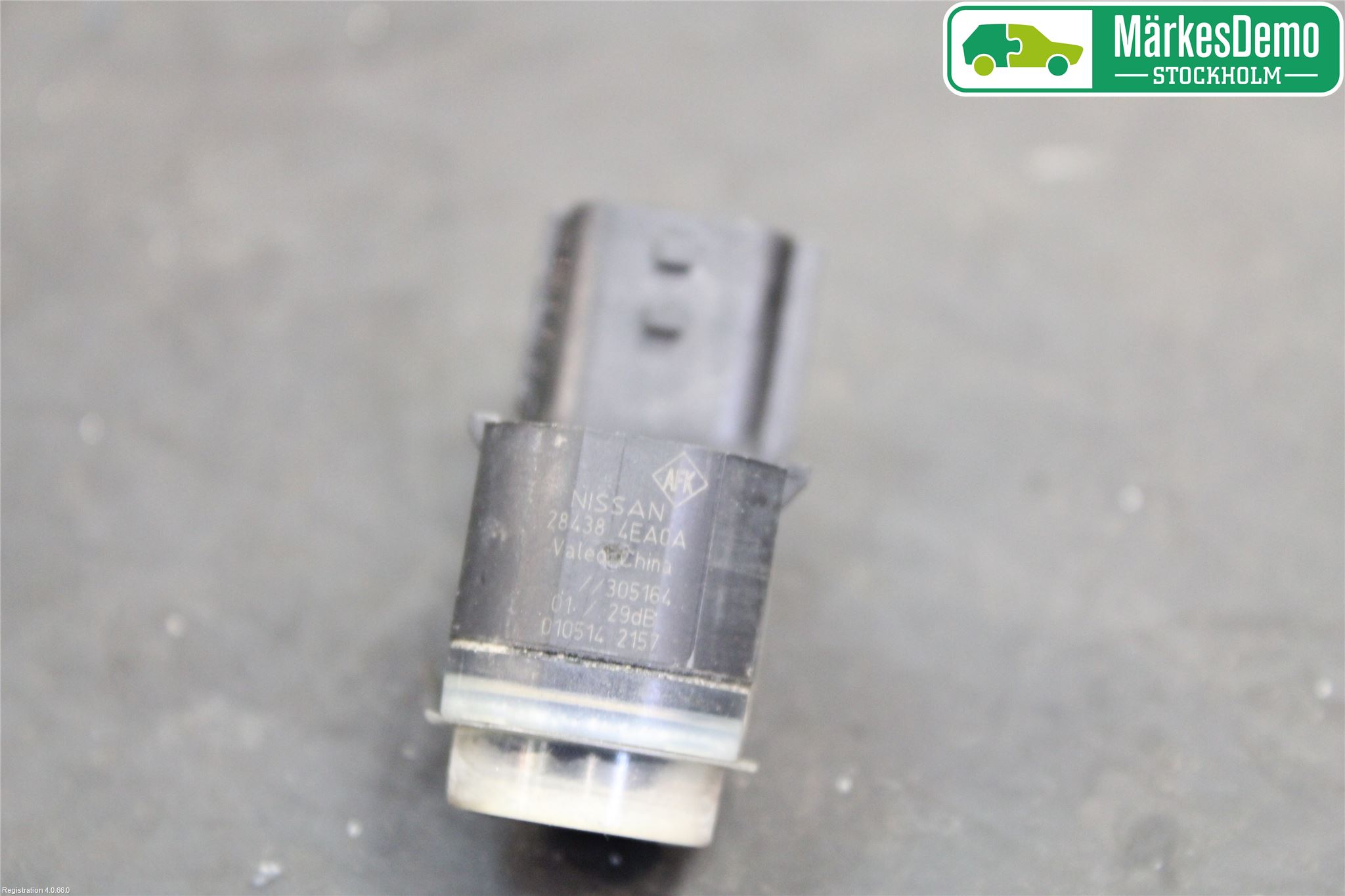 Nissan QASHQAI 14-17 Parkeringshjälp Frontsensor