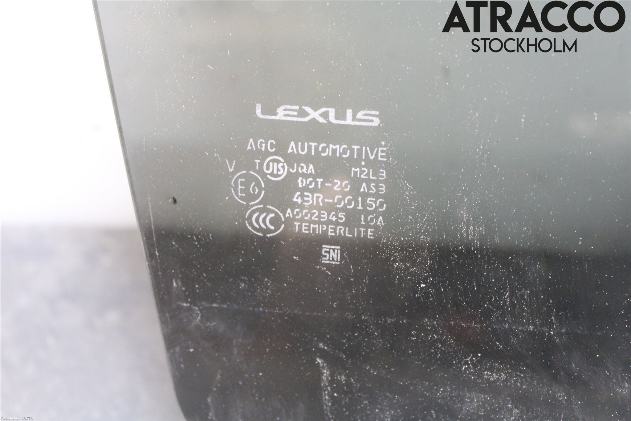 Lexus NX 300h 15-21 Dörruta Bak Höger