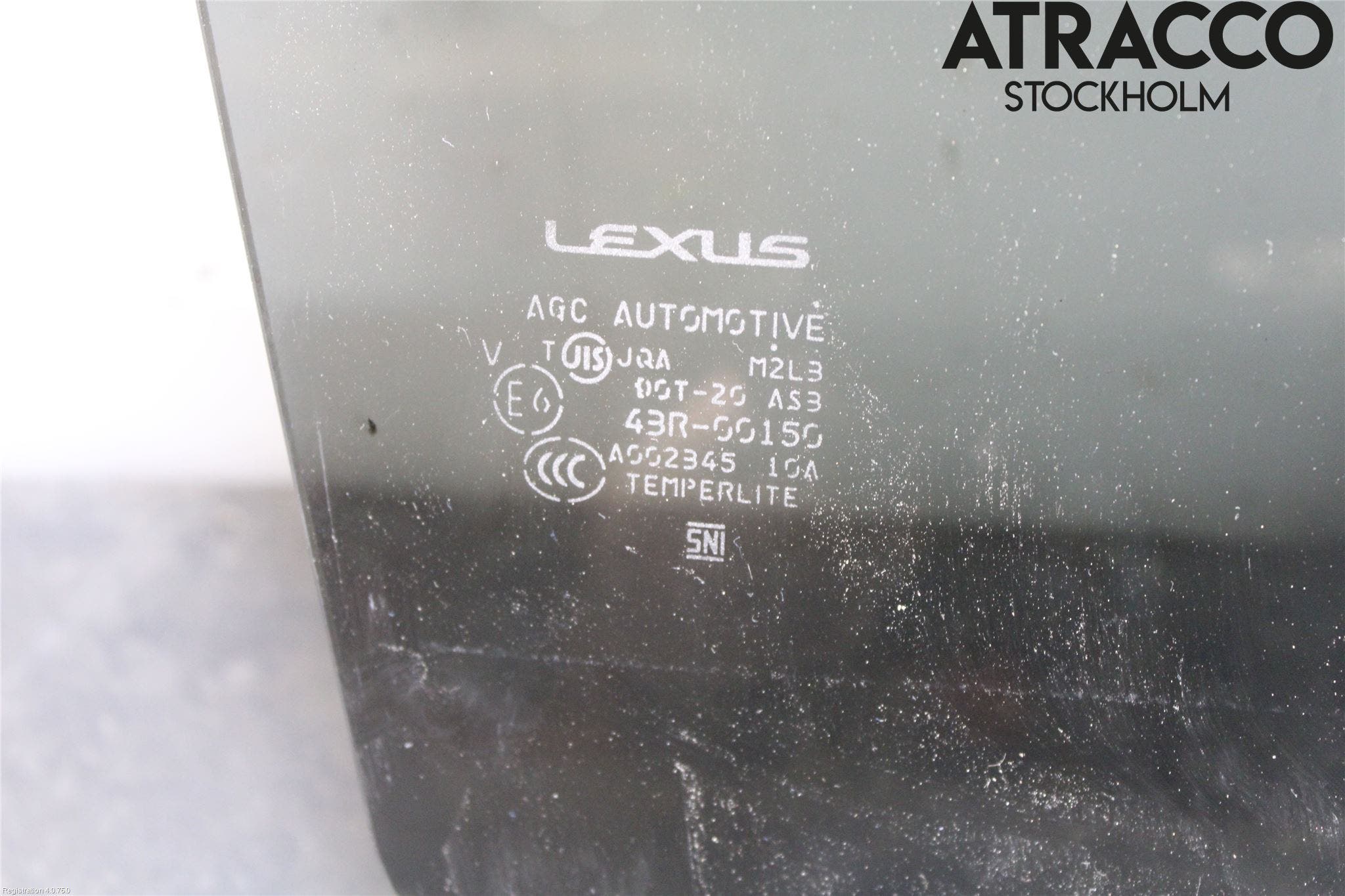 Lexus NX 300h 15-21 Dörruta Bak Höger