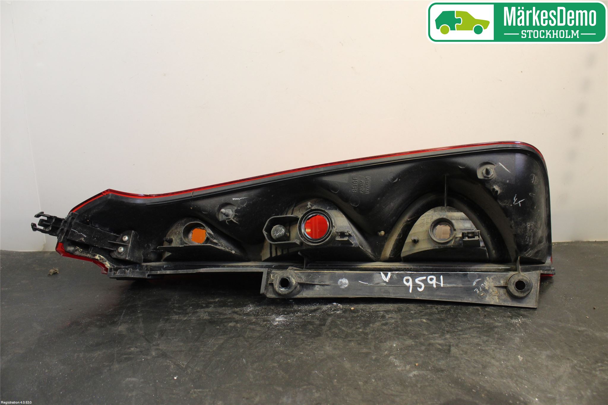 Nissan NOTE E11 06-14 Bakljus Vänster