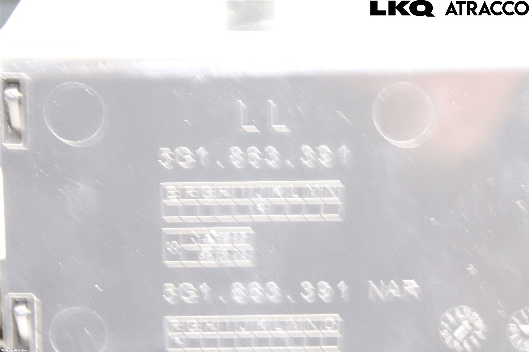 Volkswagen VW GOLF / E-GOLF VII 13-20 Instrumentbräda Förvaringsfack