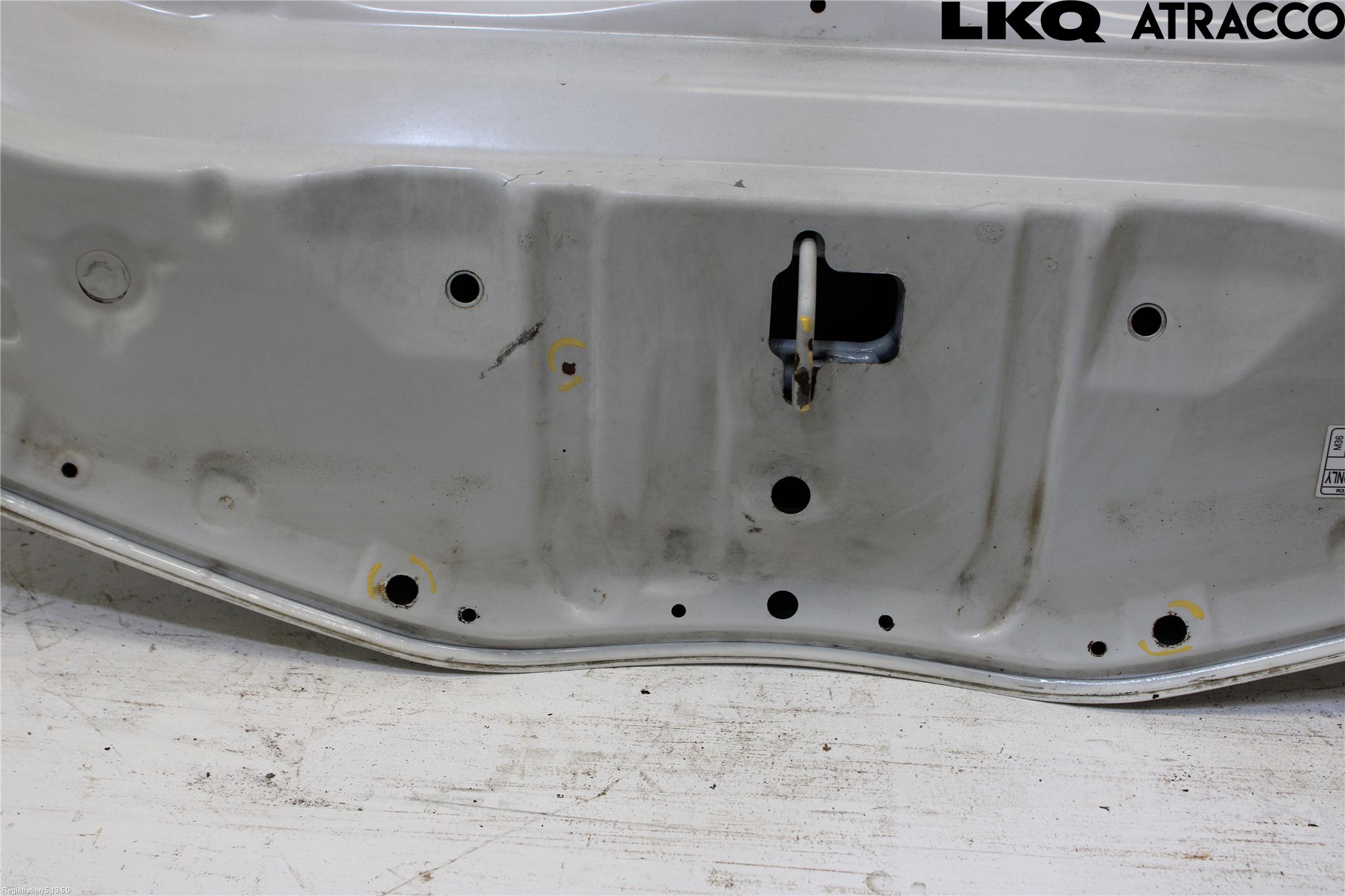 Toyota YARIS XP130 12-14 Huv Fram