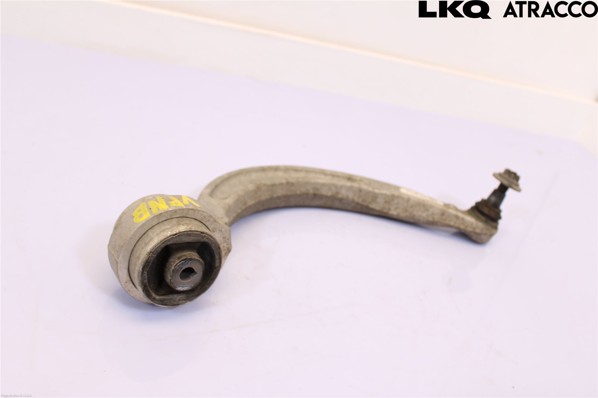 Audi A4/S4 B9 16-19 Bärarm Fram Undre Vä