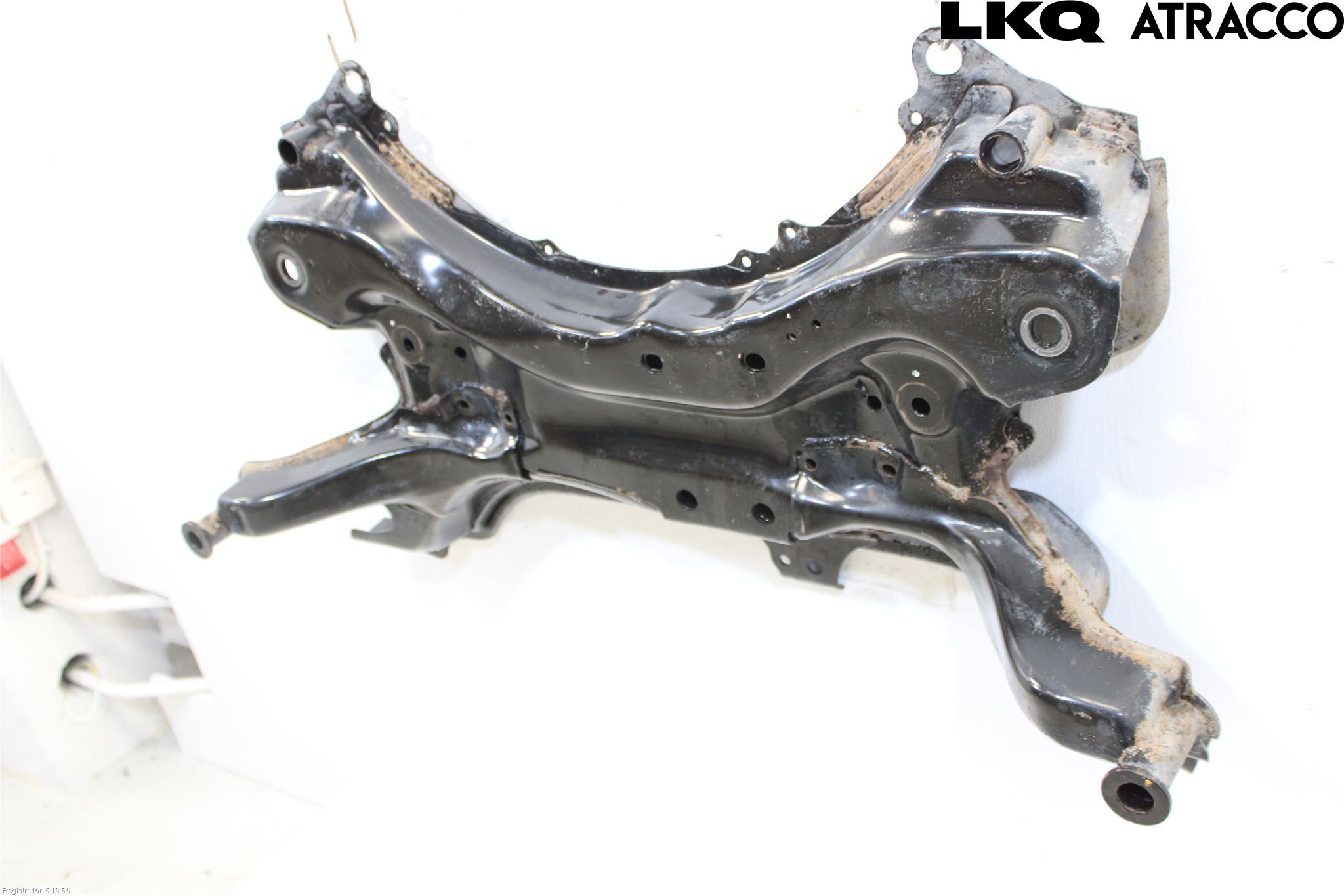 Toyota AURIS 13-19 Framvagnsbalk