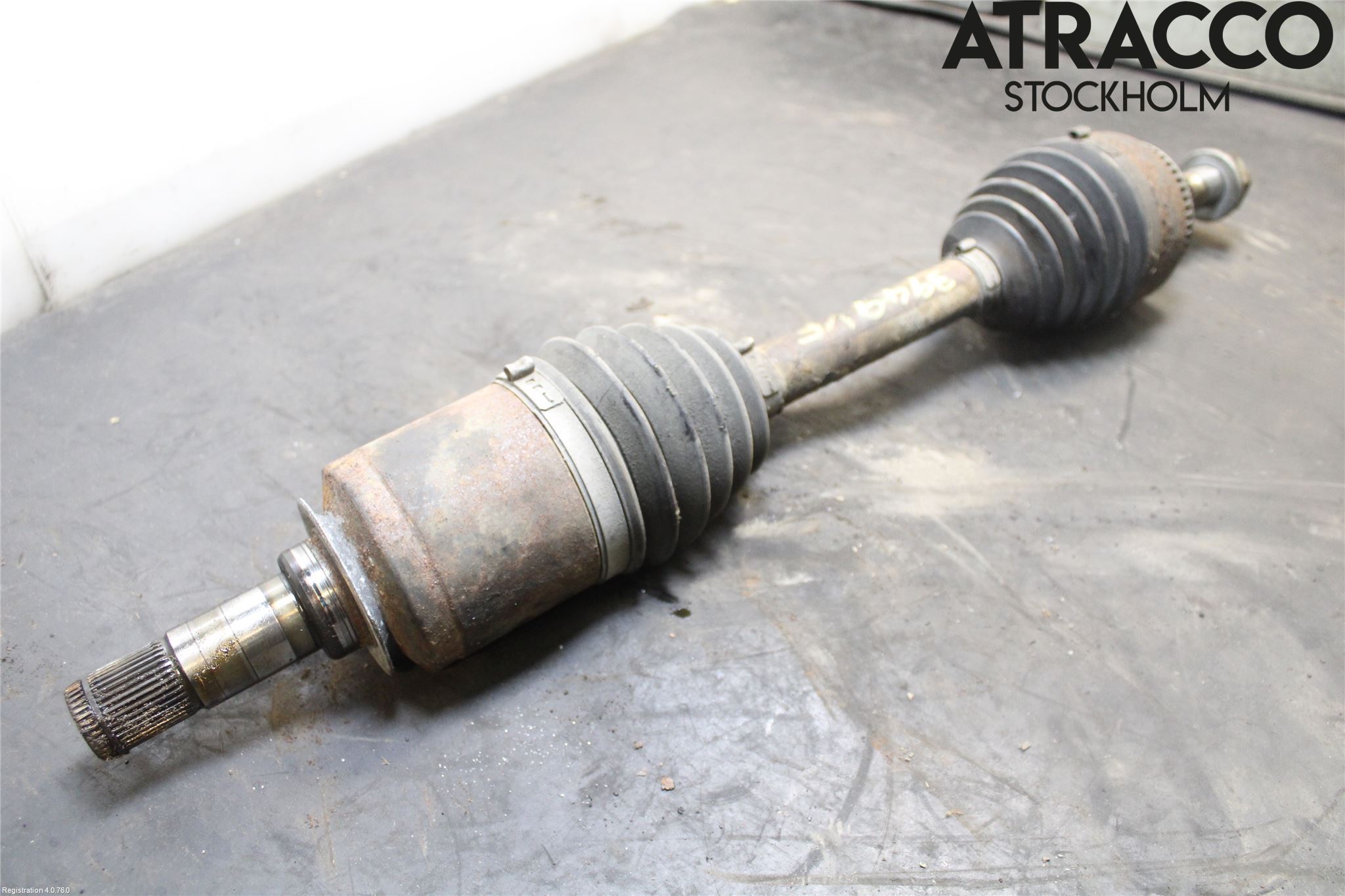 Mercedes-Benz MB ML (W163) 97-05 Drivaxel Fram Vänster