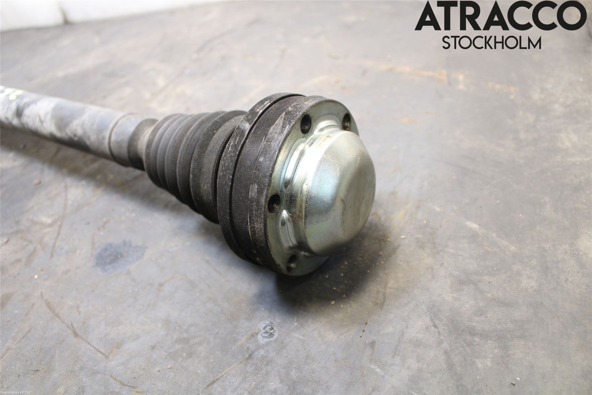Volkswagen VW PASSAT 05-11 Drivaxel Fram Höger