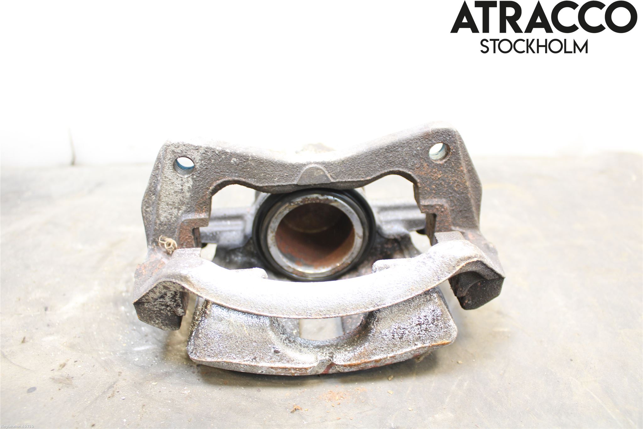 Mitsubishi COLT 09-13 Bromsok Fram Vänster