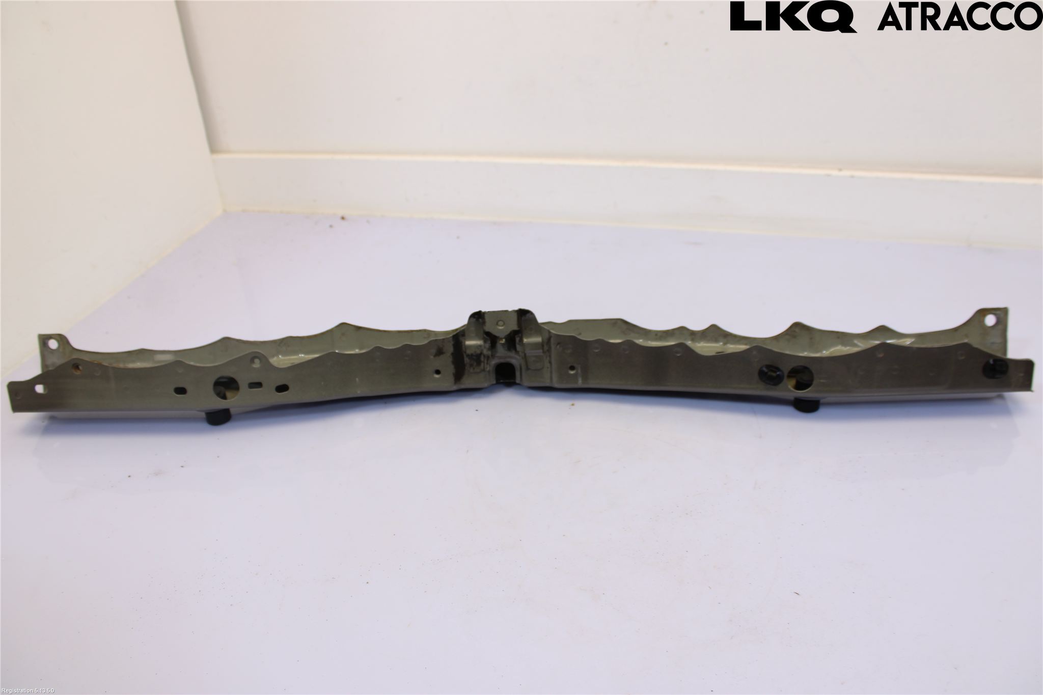Toyota AURIS 13-19 Frontplåt Övre
