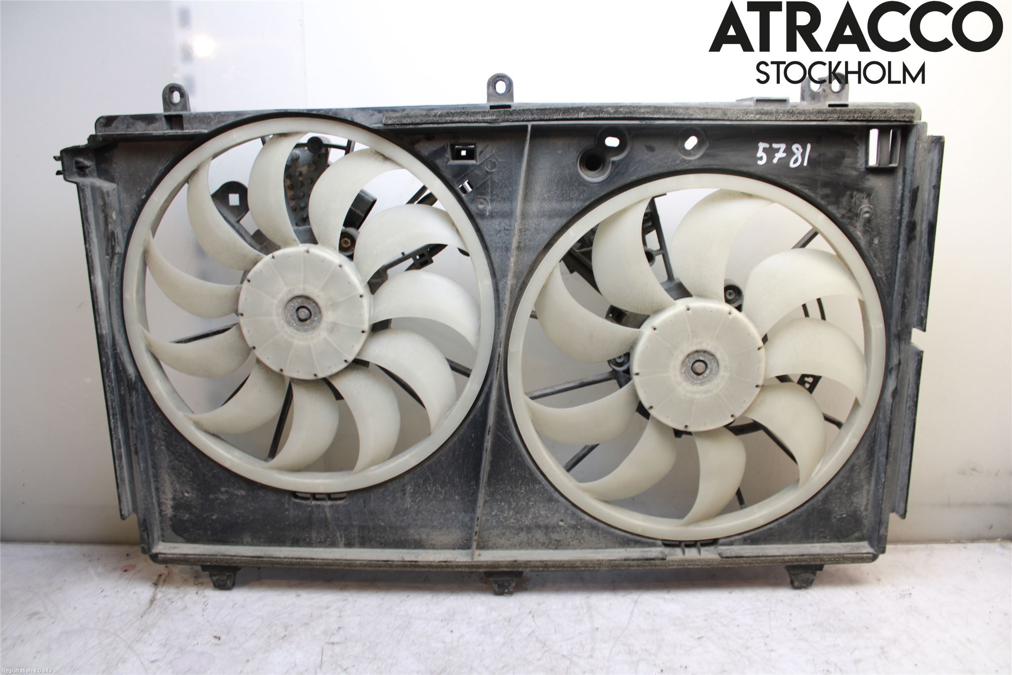 Mitsubishi OUTLANDER 13-21 Kylfläkt El