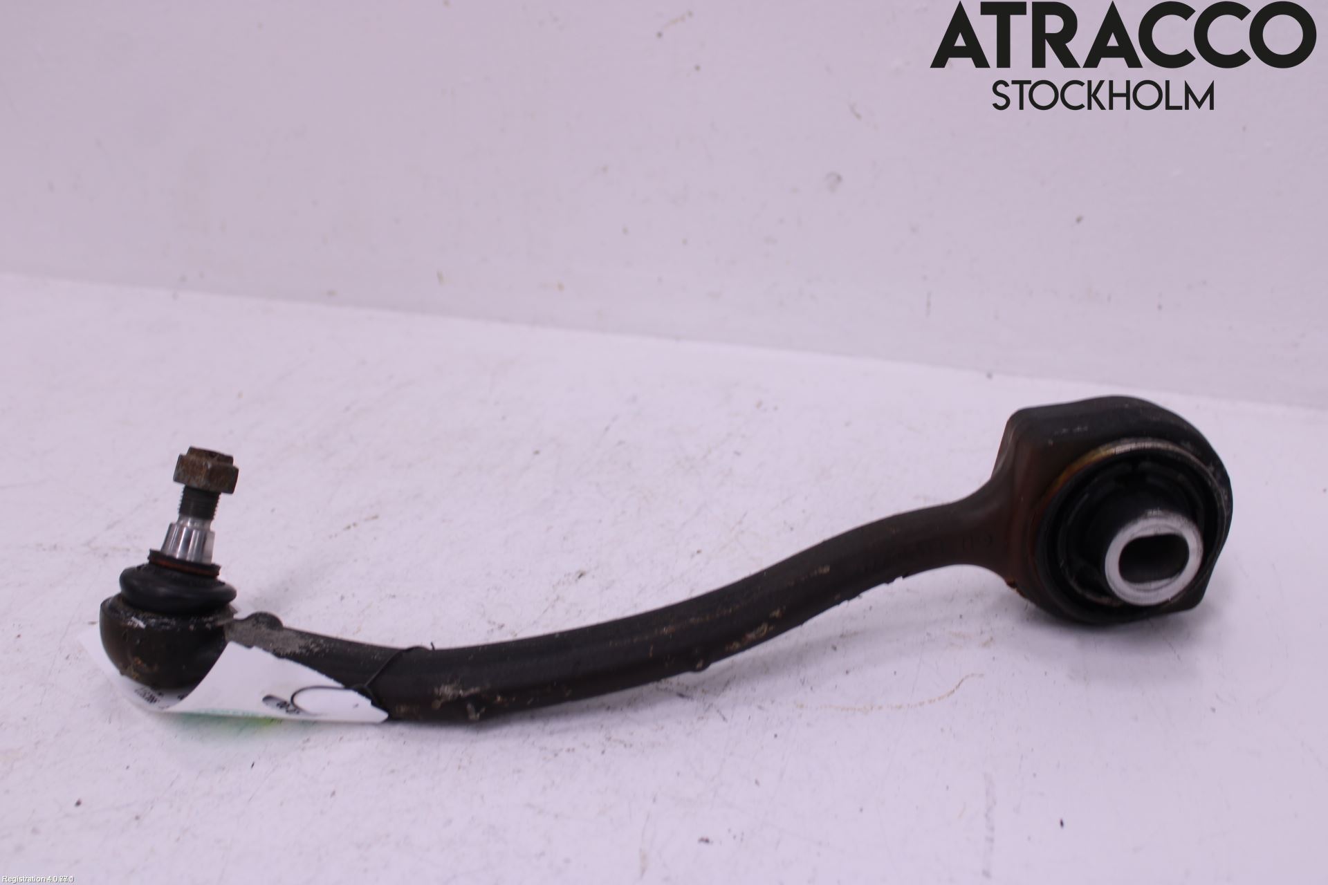 Mercedes-Benz MB C (203) 00-07 Bärarm Fram Undre Hö
