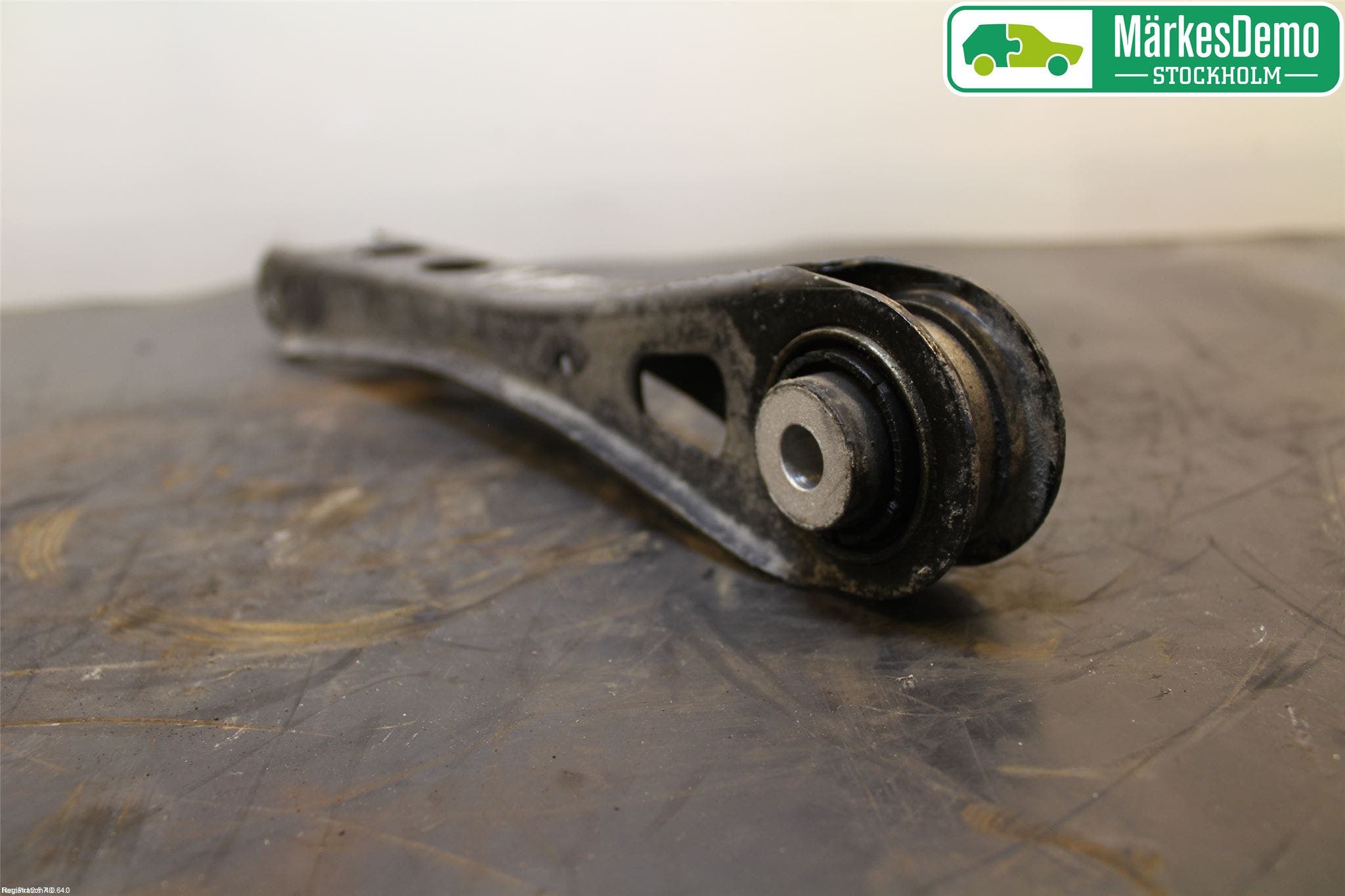 BMW X3 F25 10-17 Bärarm Bak Höger