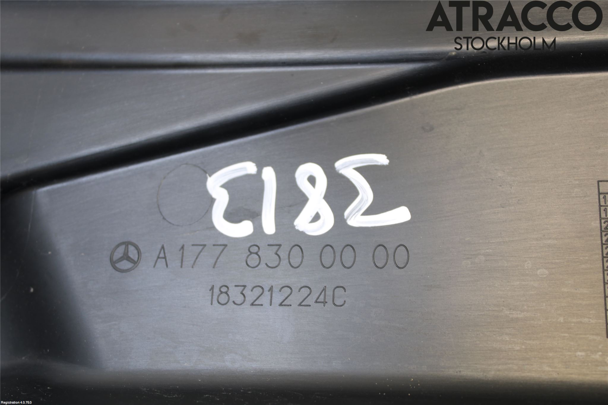 Mercedes-Benz MB A-KLASS (W177) 18- Torpedplåt-Torpedplast