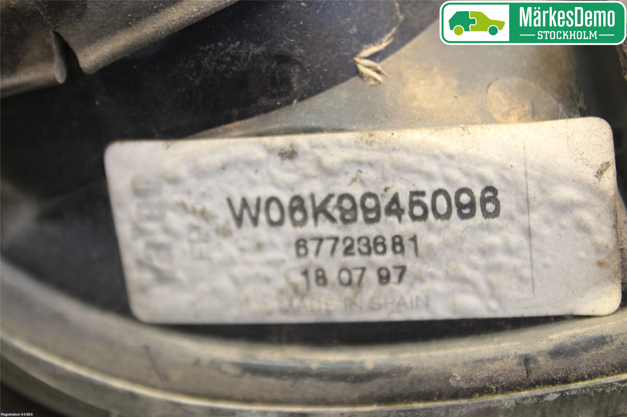 Volkswagen VW CADDY SKÅP    96-03 Bakljus Höger