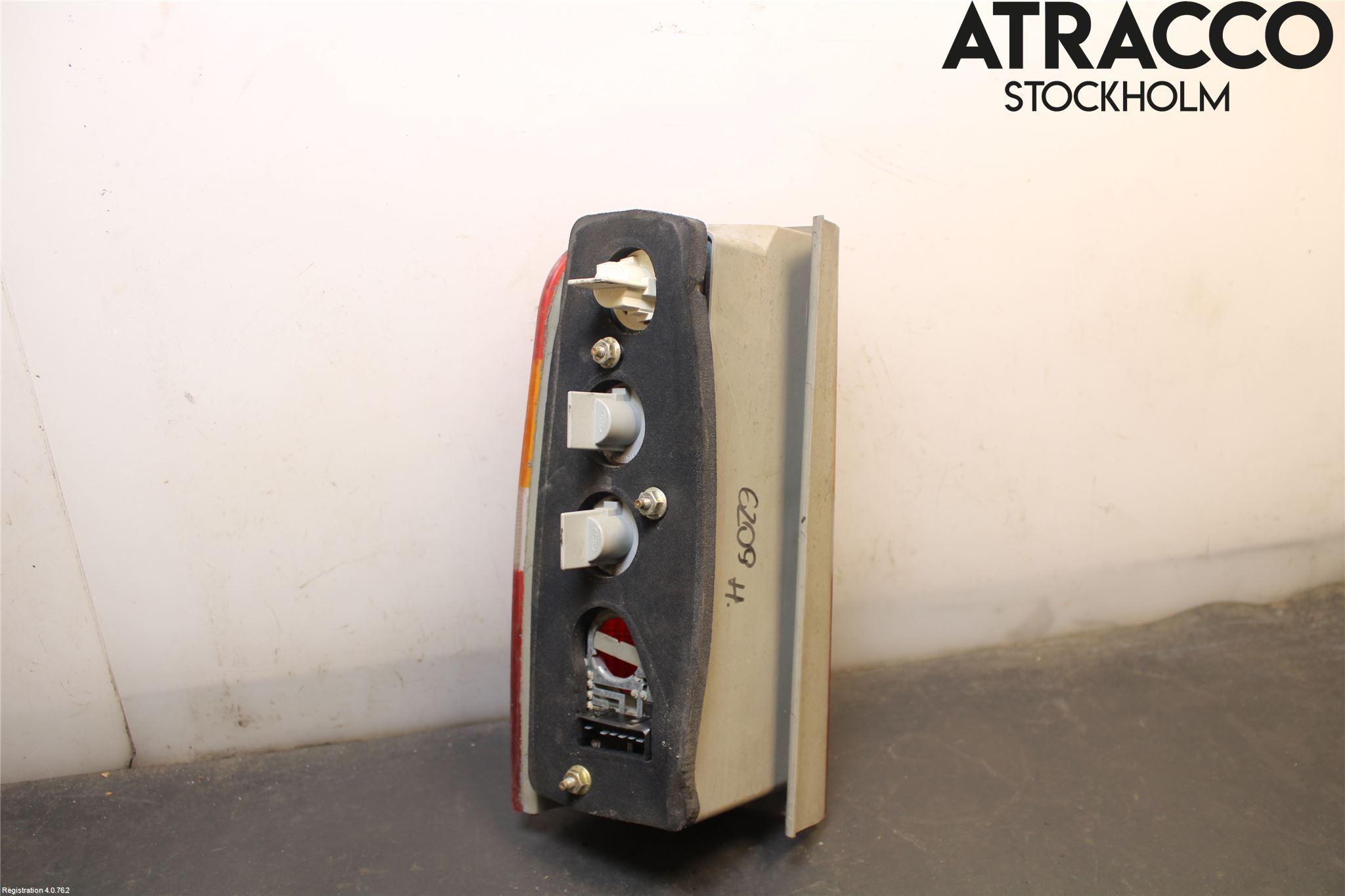 Ford ESCORT EXPRESS Bakljus Höger