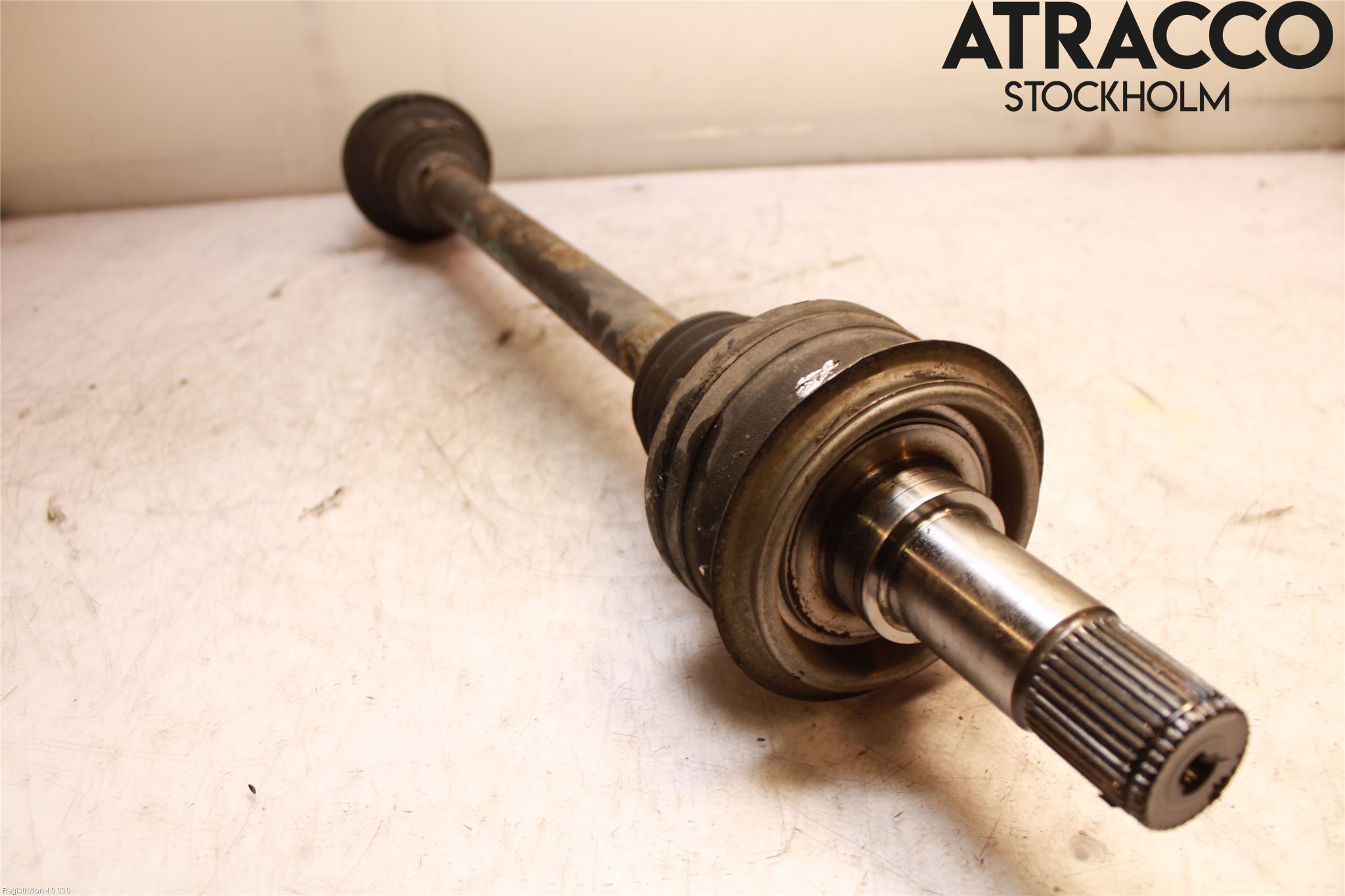 Mercedes-Benz MB S-KLASS (W221) 05-13 Drivaxel Bak Vänster