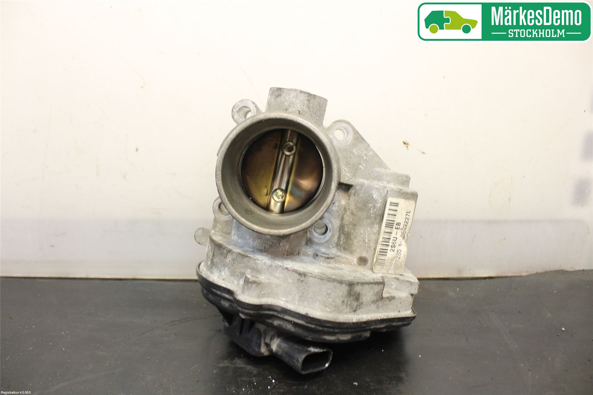 Ford FOCUS     04-07 Injspjällhus