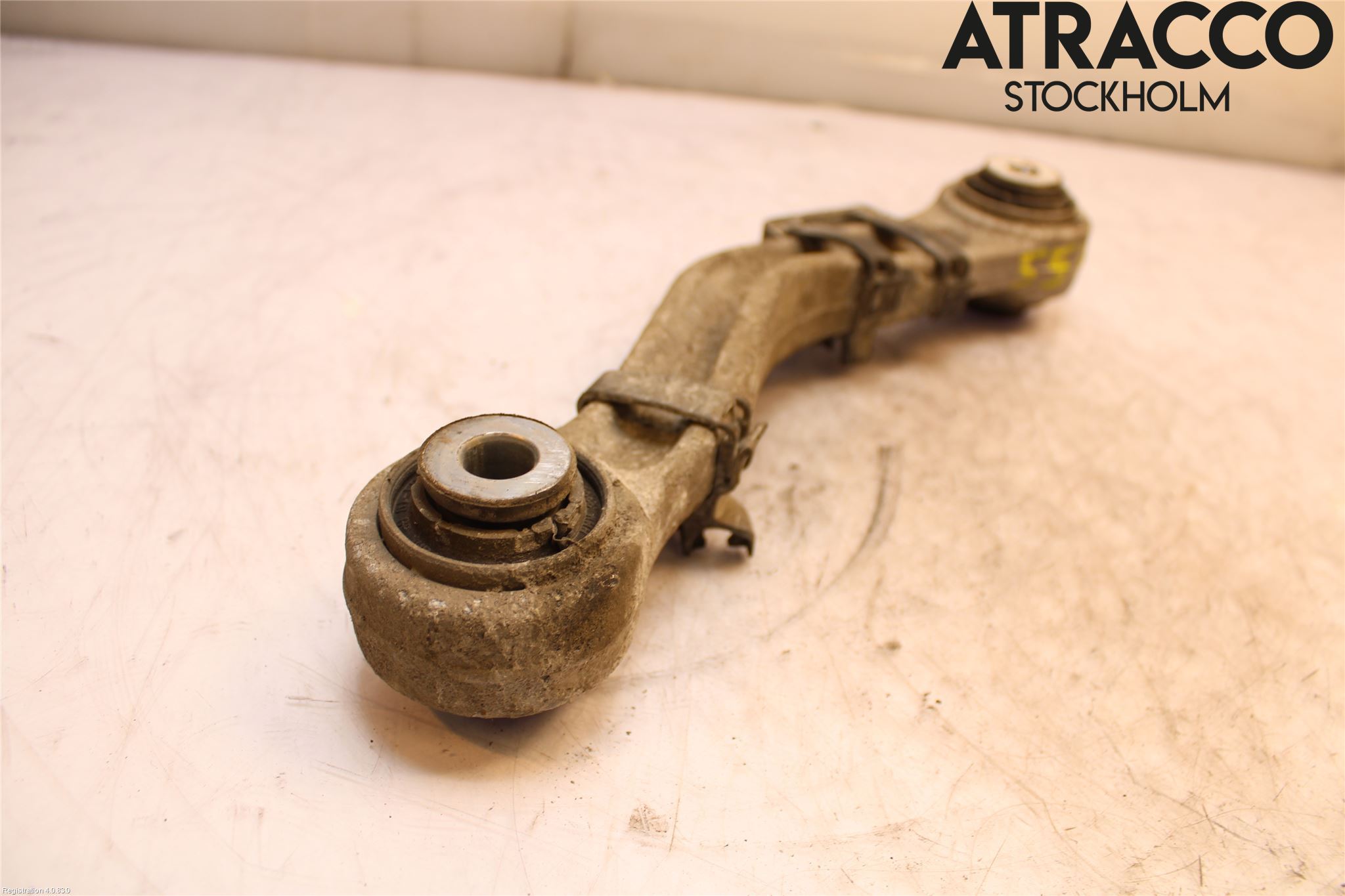 BMW 5 F10/F11/F18 09-17 Bärarm Bak Övre Höger