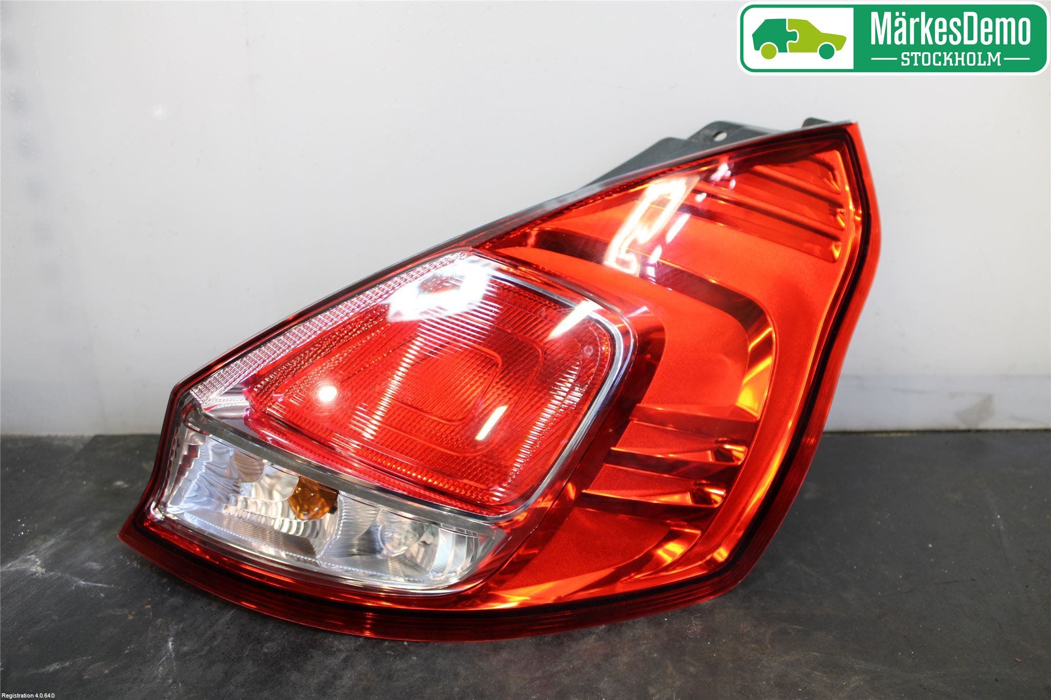 Ford FIESTA 13-17 Bakljus Höger