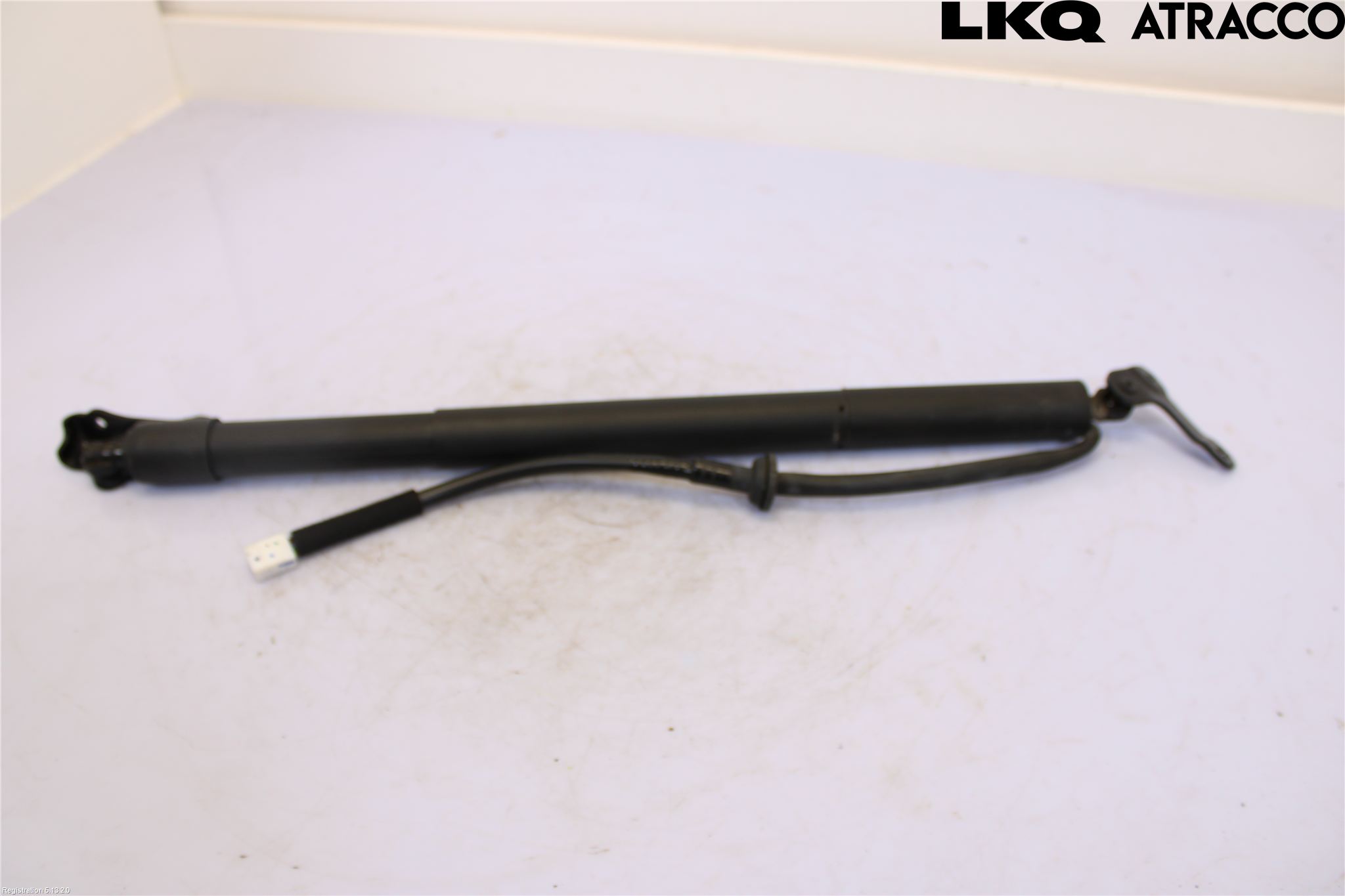 Toyota COROLLA CROSS XG10 22- Bakluckeöppnare Automatisk