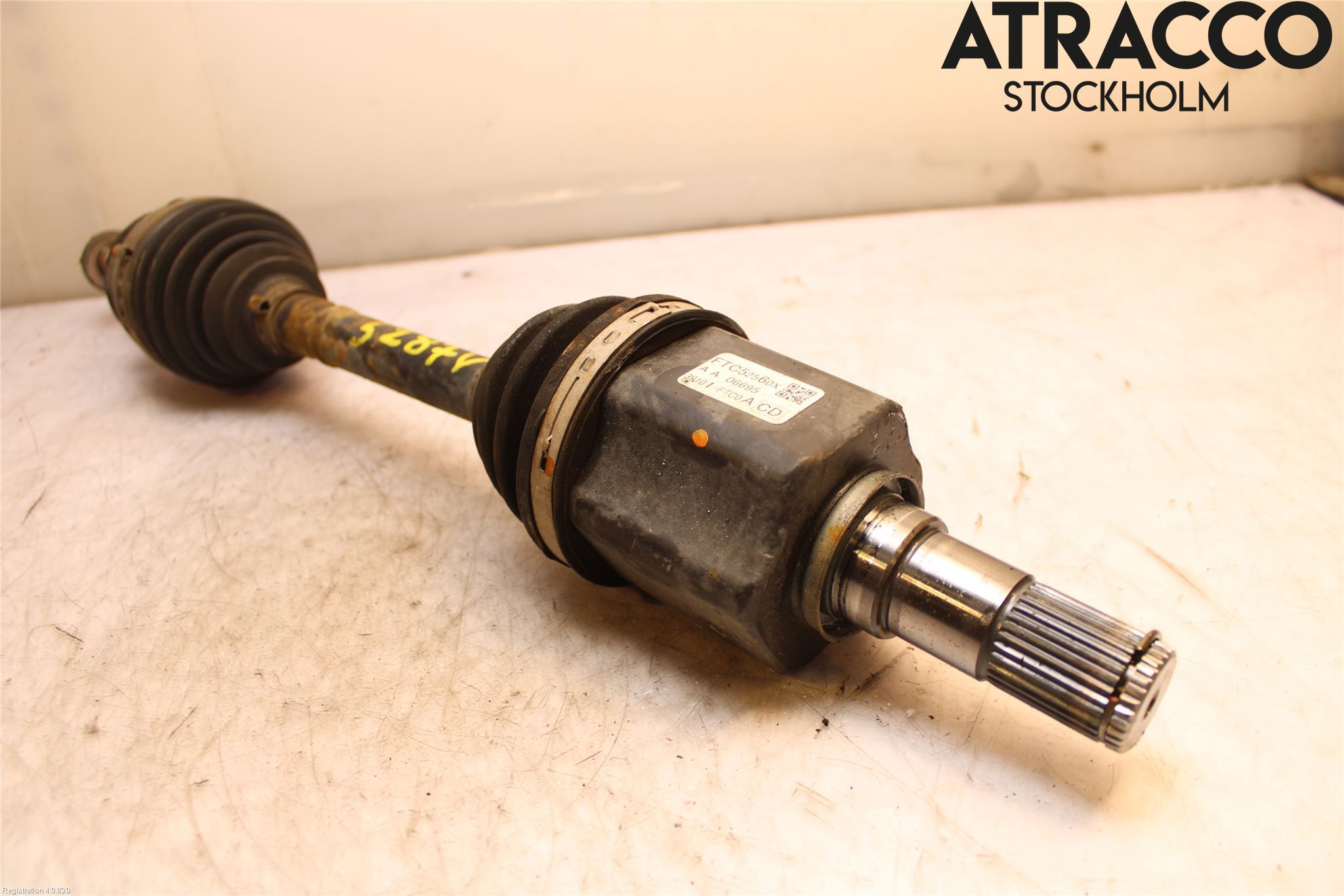 Mazda 3 III 14-19 Drivaxel Fram Vänster