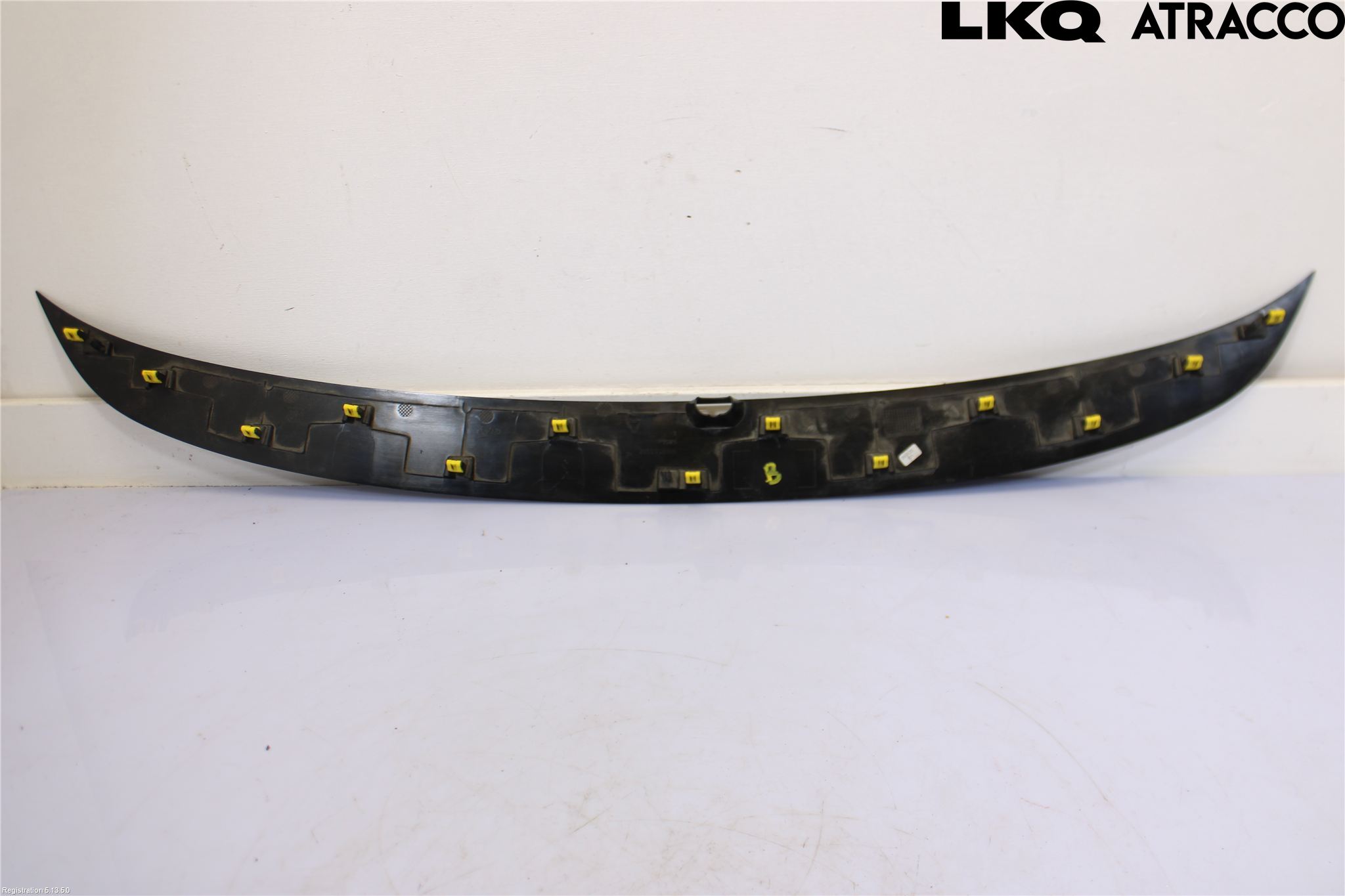 Opel FRONTERA 25- Spoiler Baklucka