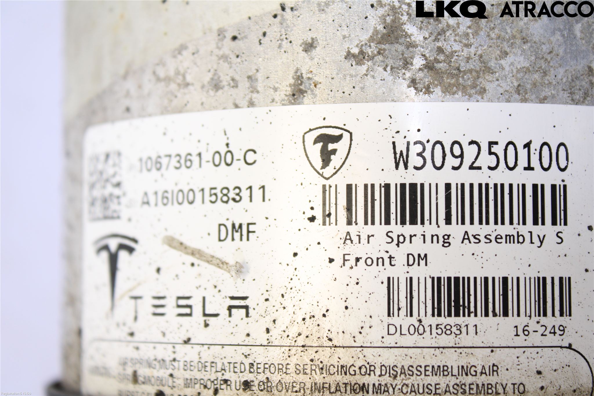Tesla MODEL S 13- Fjäderben Fram Höger