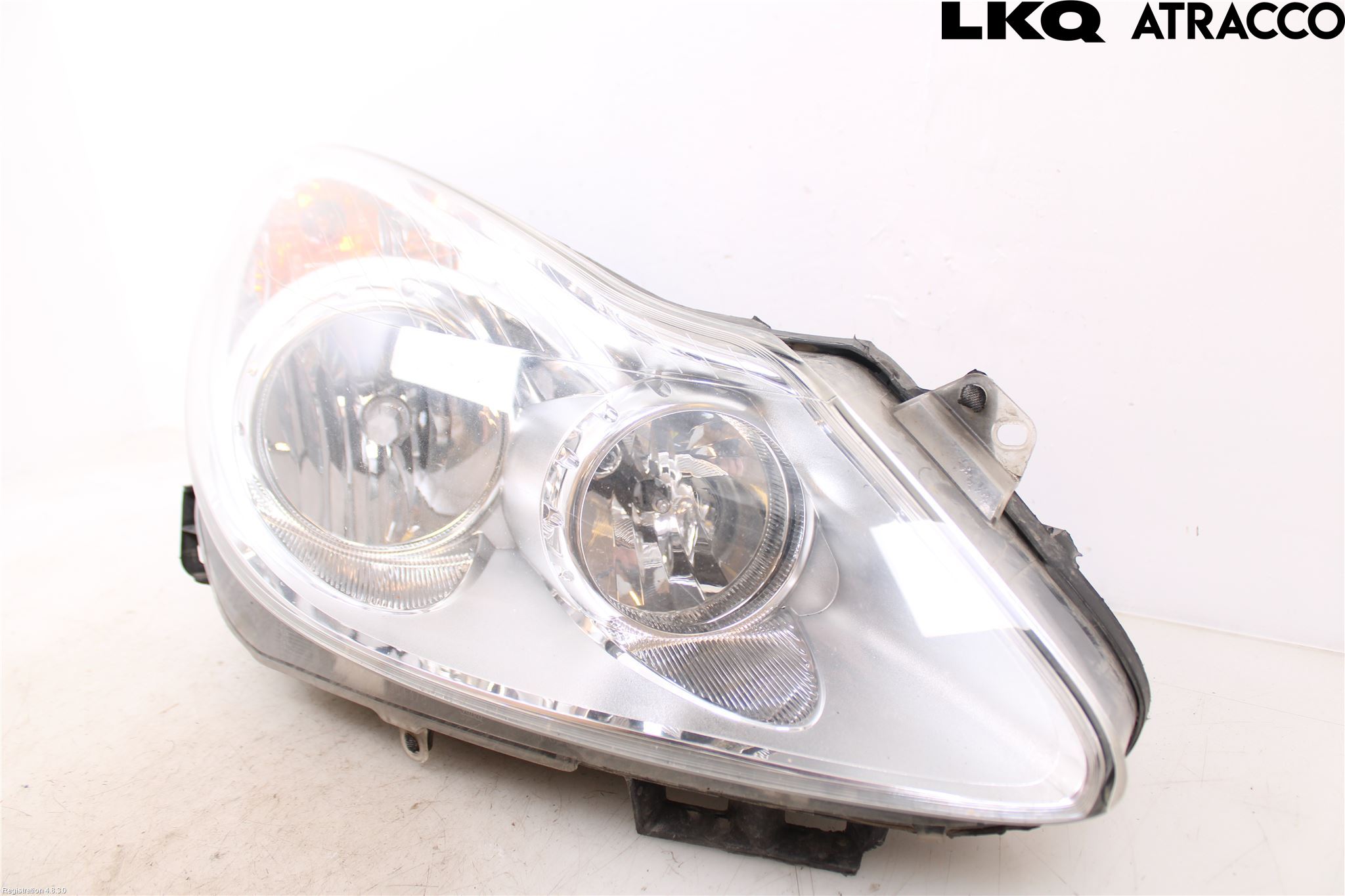 Opel CORSA D 07-14 Strålkastare Höger