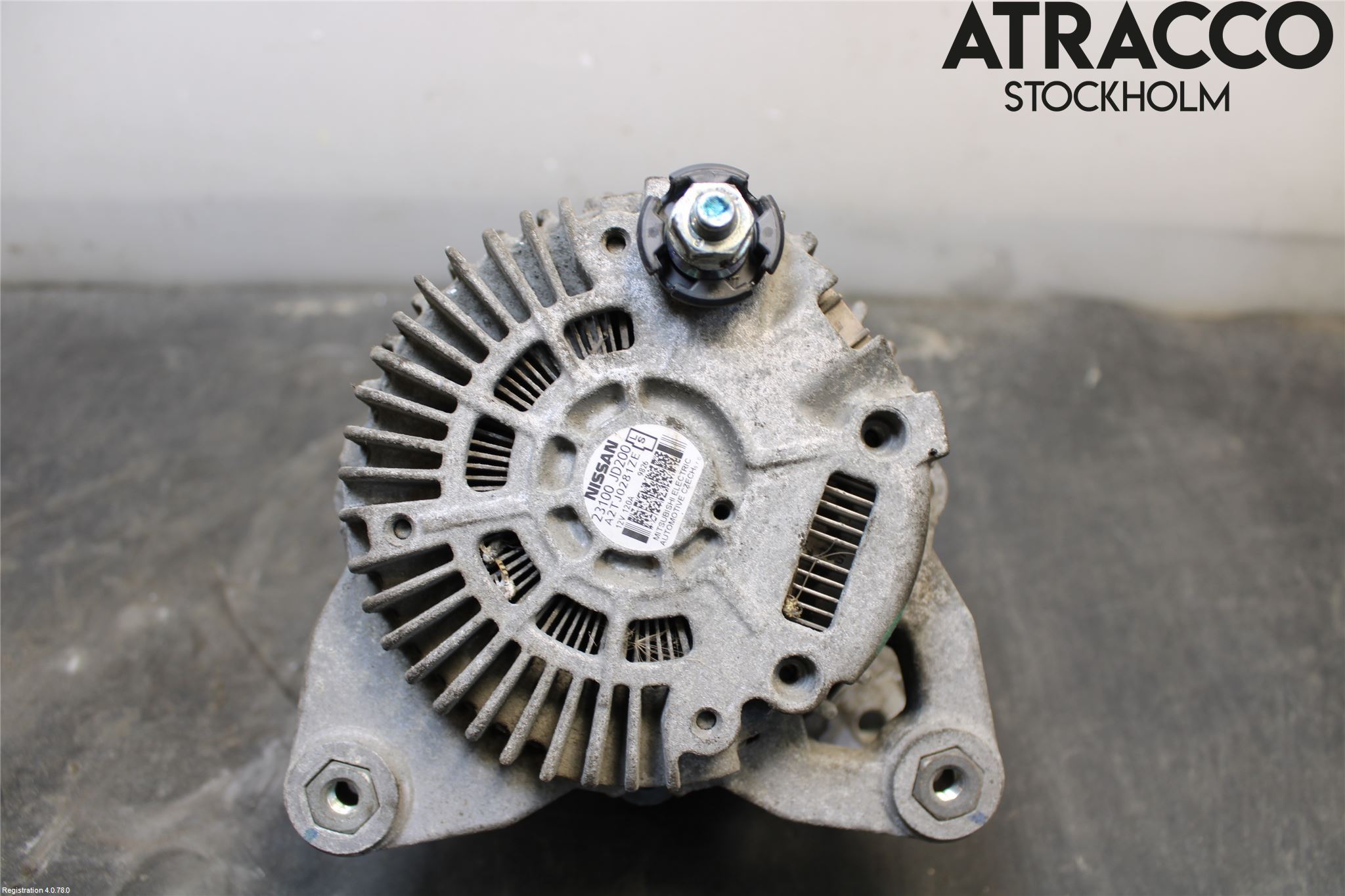 Nissan QASHQAI+2  08-10 Generator