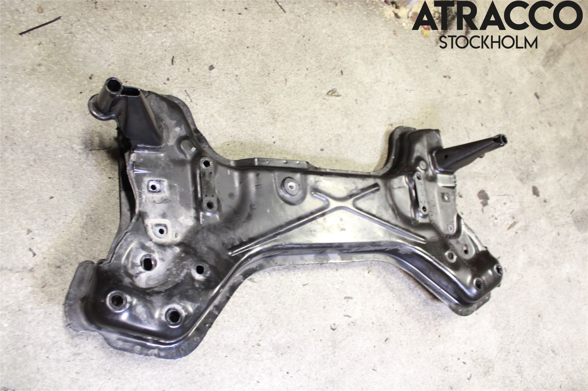 Husbil, husvagn HUSBIL CHAUSSON Framvagnsbalk