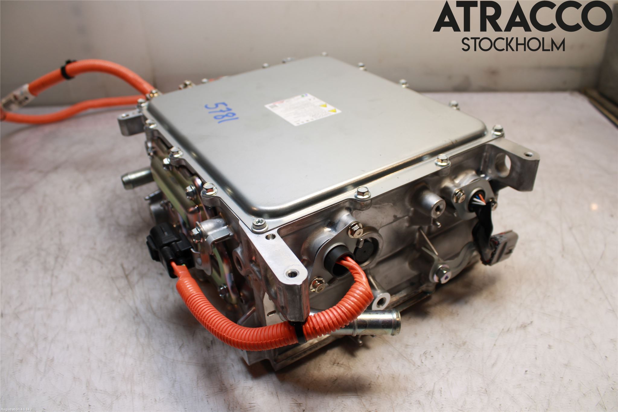 Mitsubishi OUTLANDER 13-21 Batteriladdare Högspänning