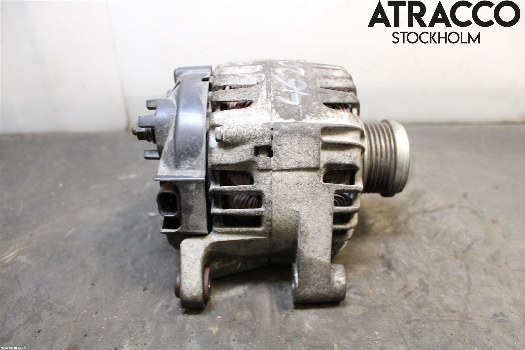 Opel CORSA D 07-14 Generator