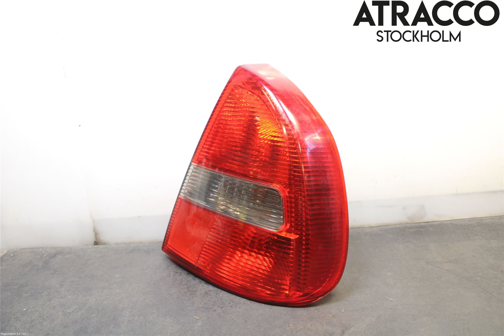 Mitsubishi CARISMA 00-04 Bakljus Höger