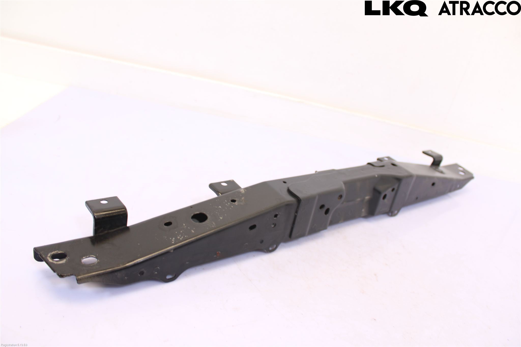 Nissan QASHQAI 14-17 Front Huvlåsplåt-Balk