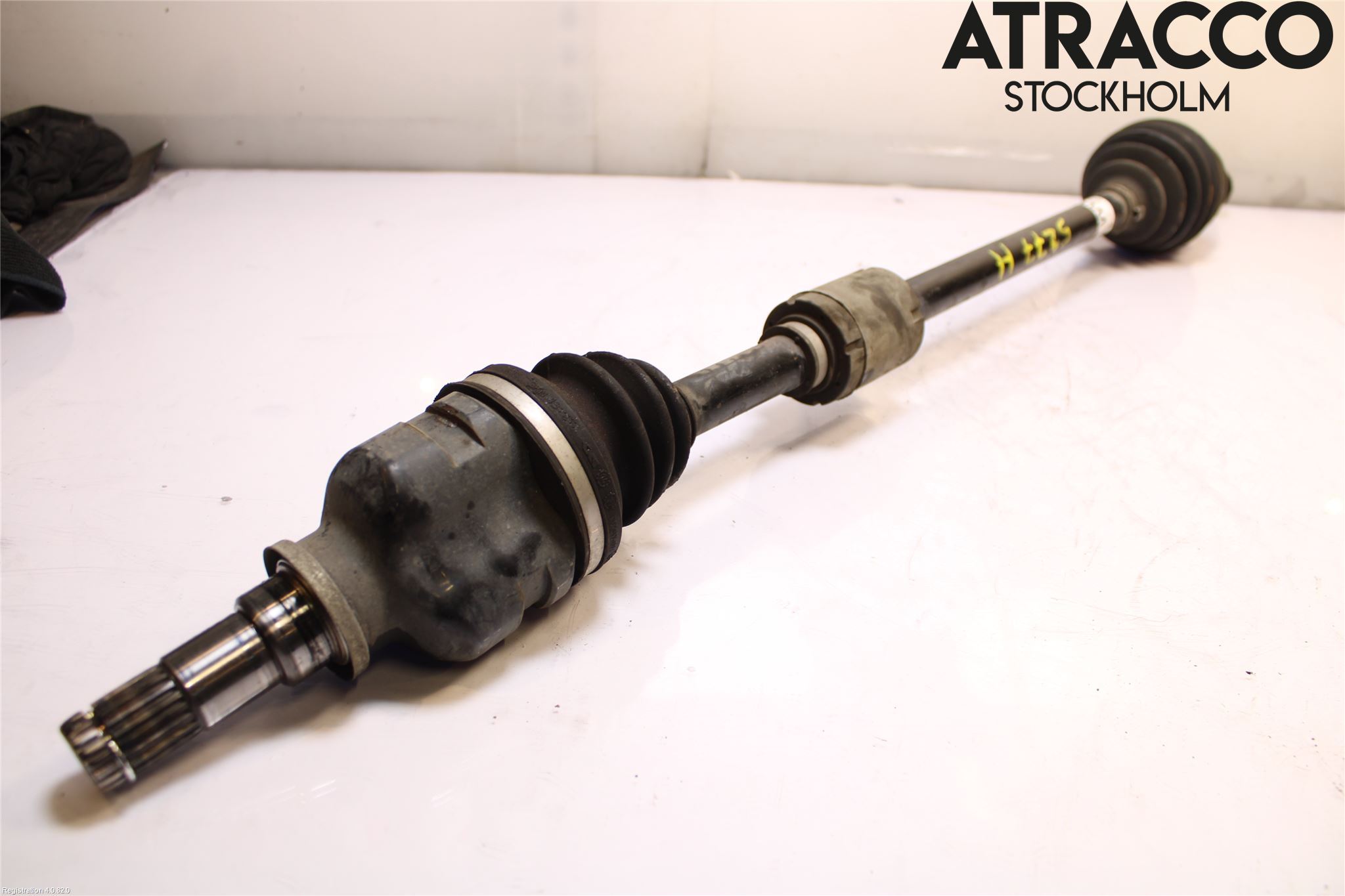 Toyota YARIS XP130 15-20 Drivaxel Fram Höger