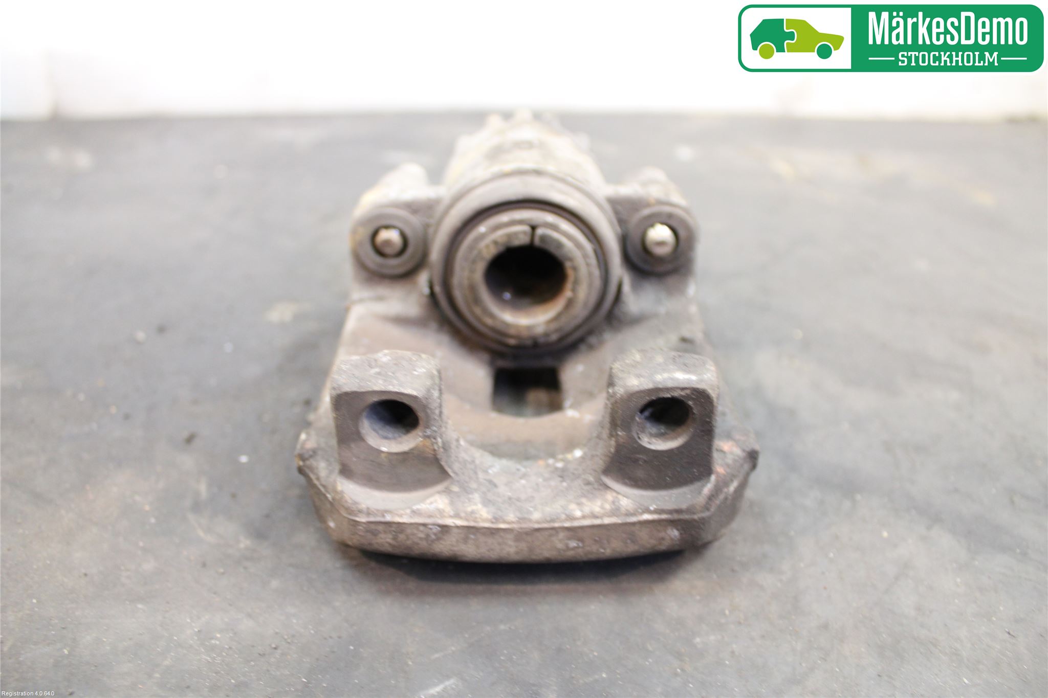 BMW 5 E39 95-04 Bromsok Bak Vänster