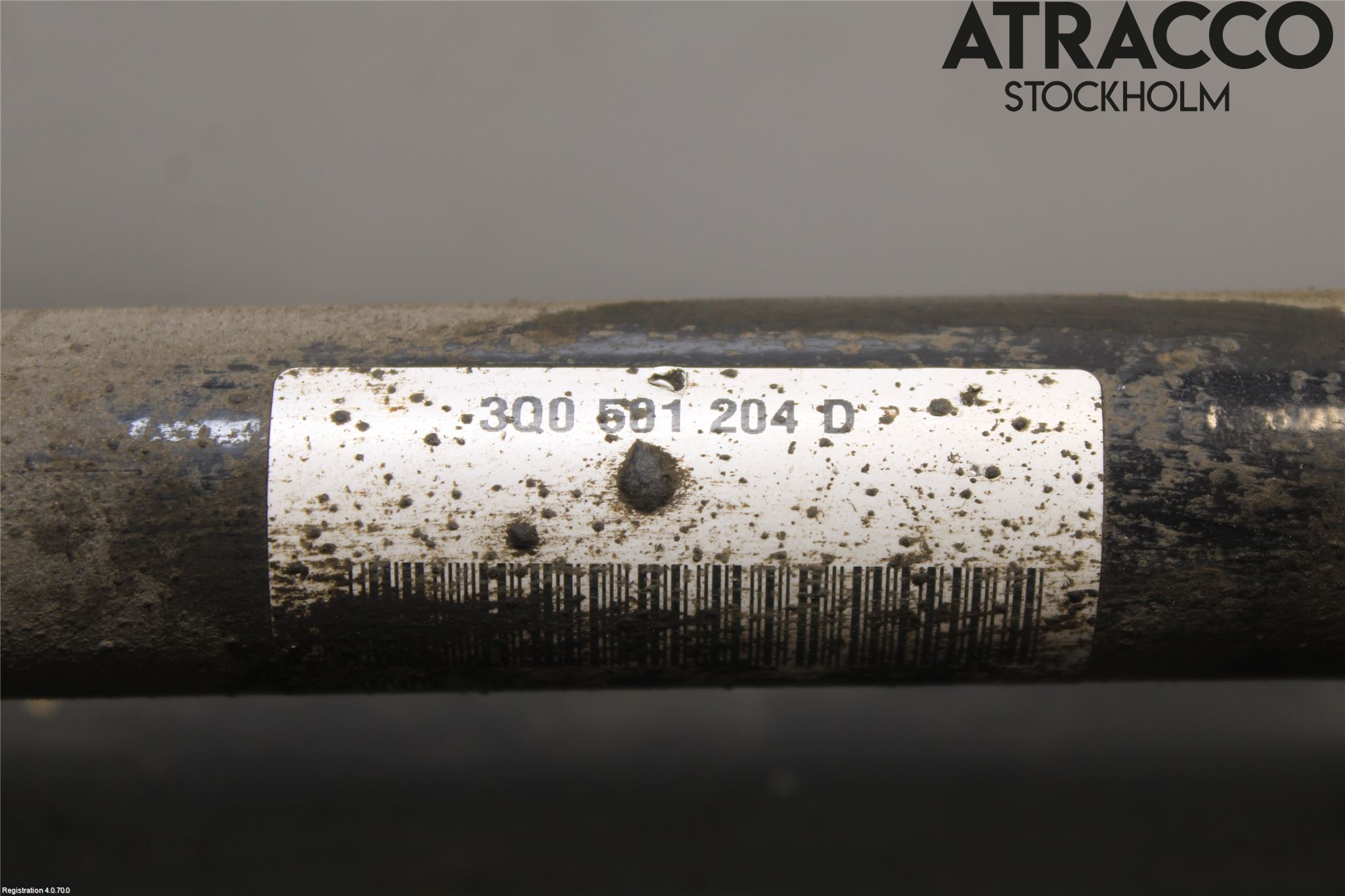 Volkswagen VW PASSAT 15-19 Drivaxel Bak Höger