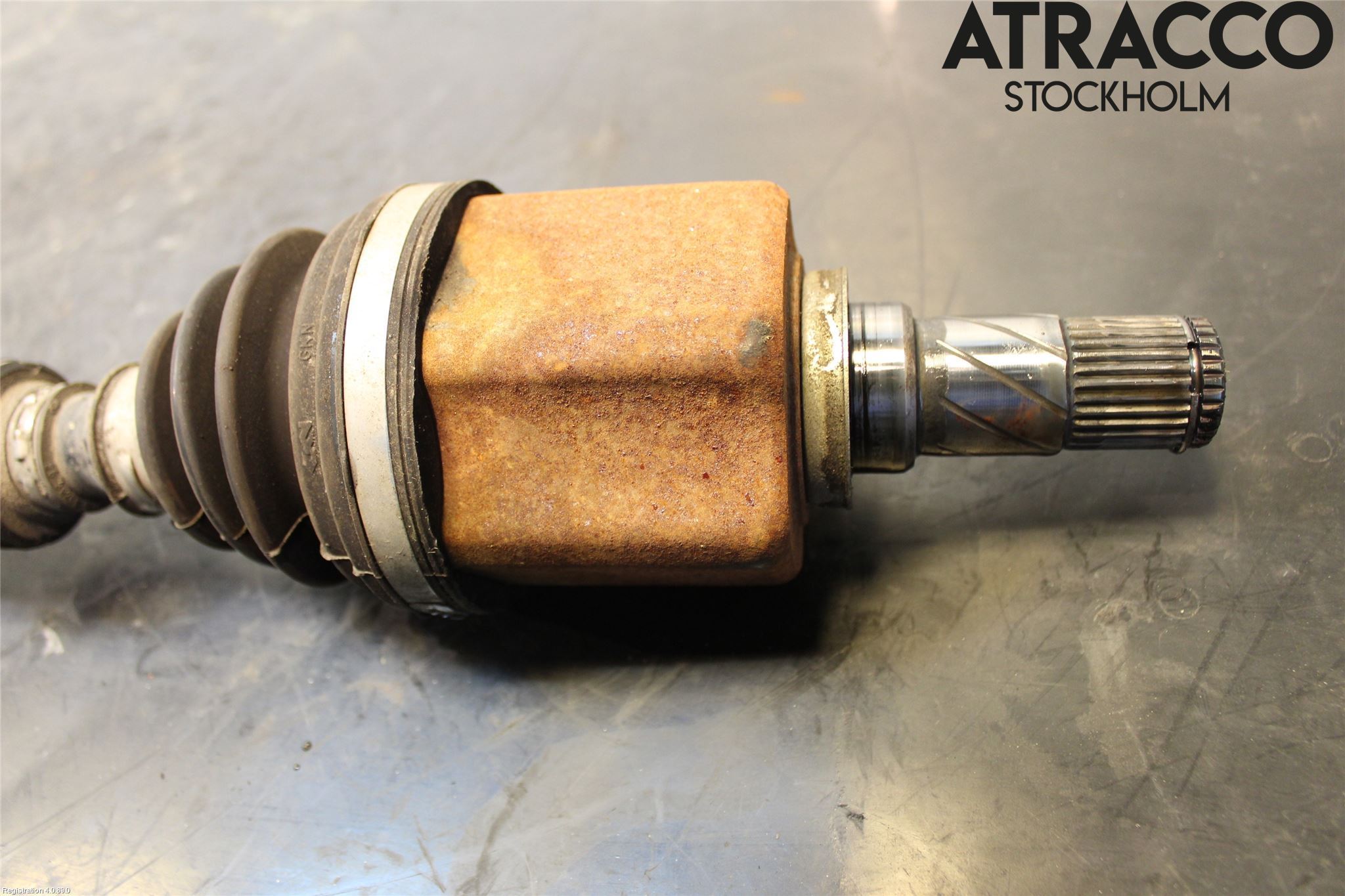 Nissan QASHQAI 14-17 Drivaxel Fram Vänster