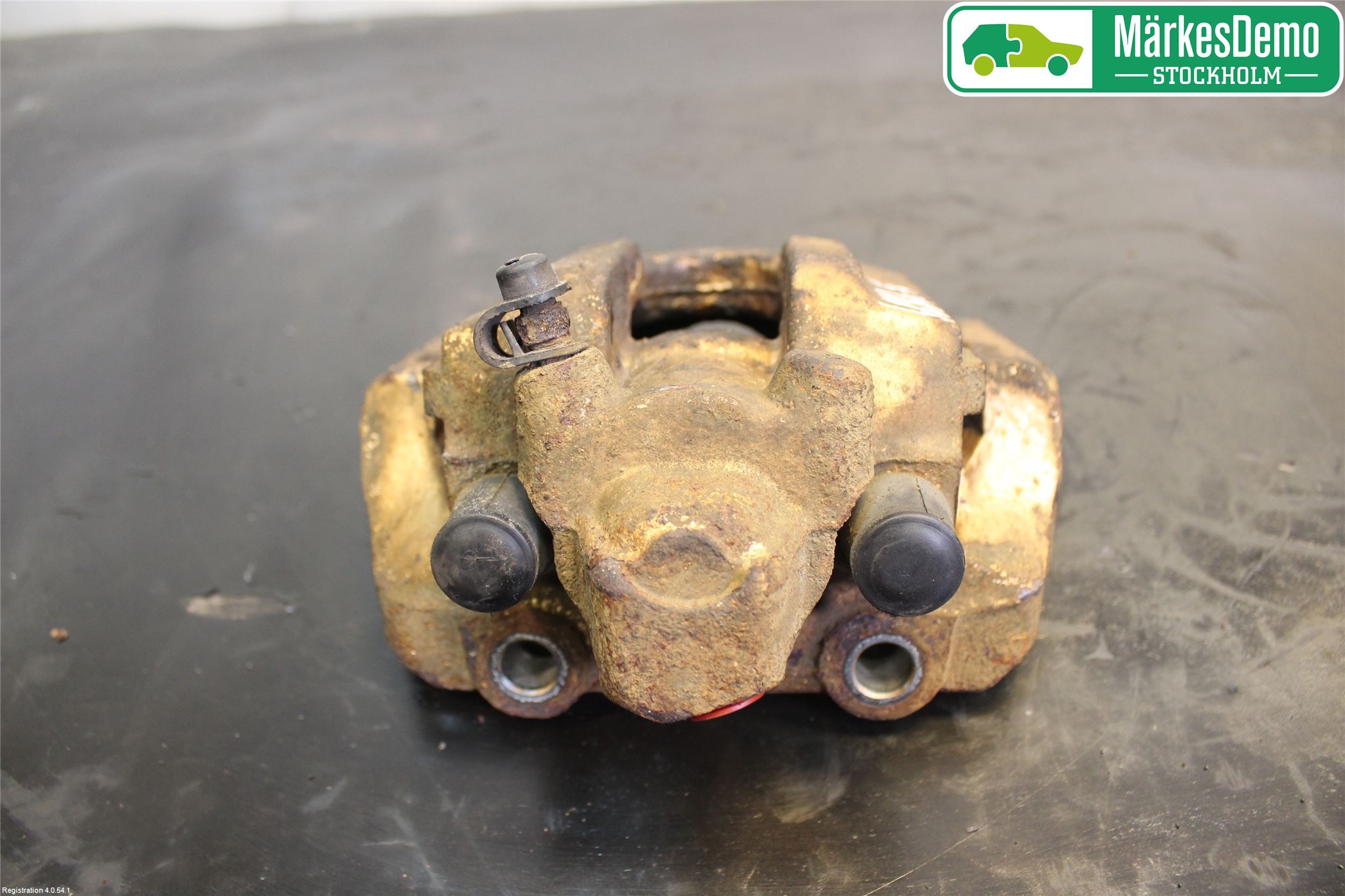 Saab 900      94-98 Bromsok Fram Höger