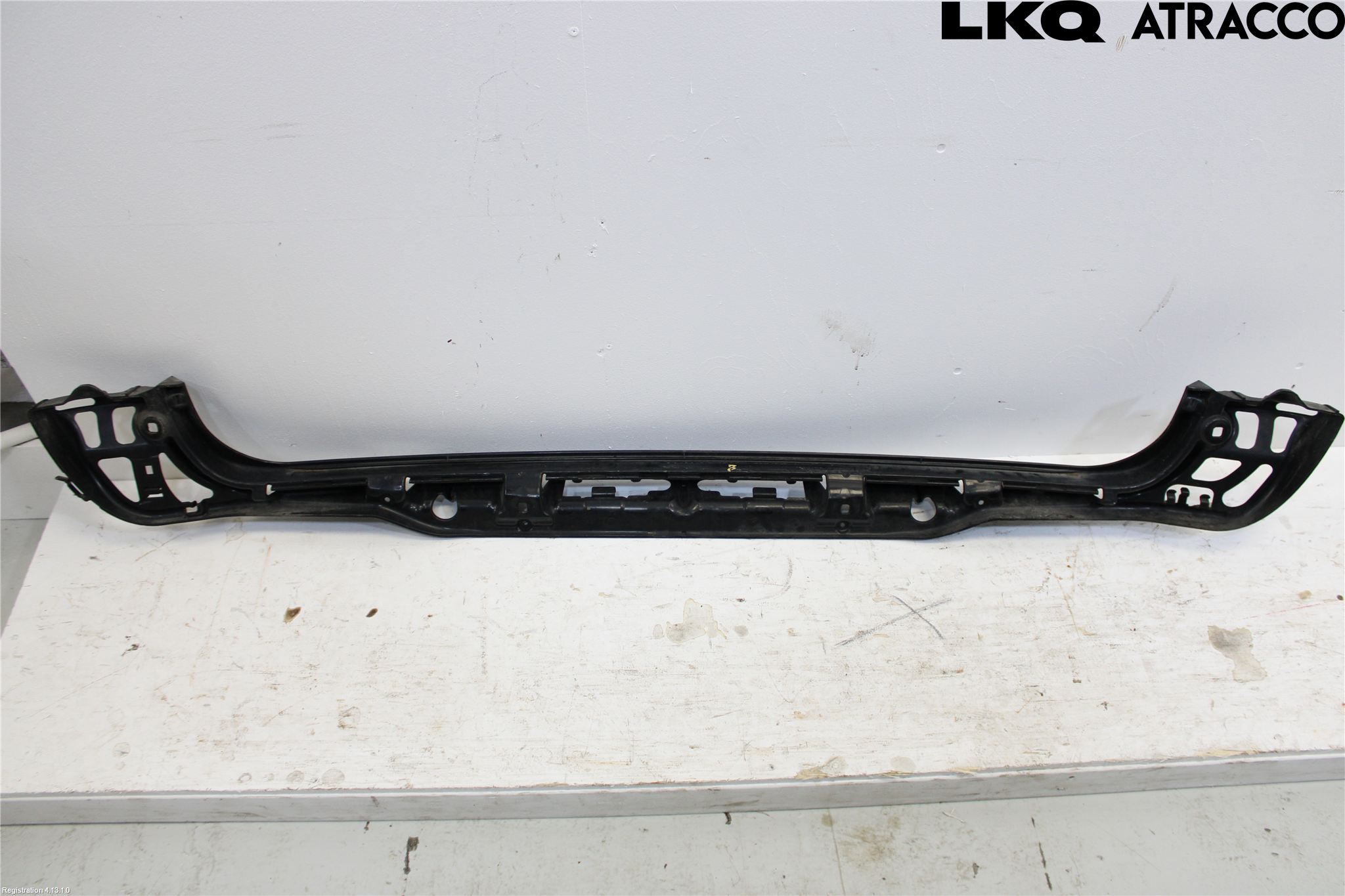 BMW 5 E60/61 Sed/Tou 02-10 Stötfångarbärjärn Bak
