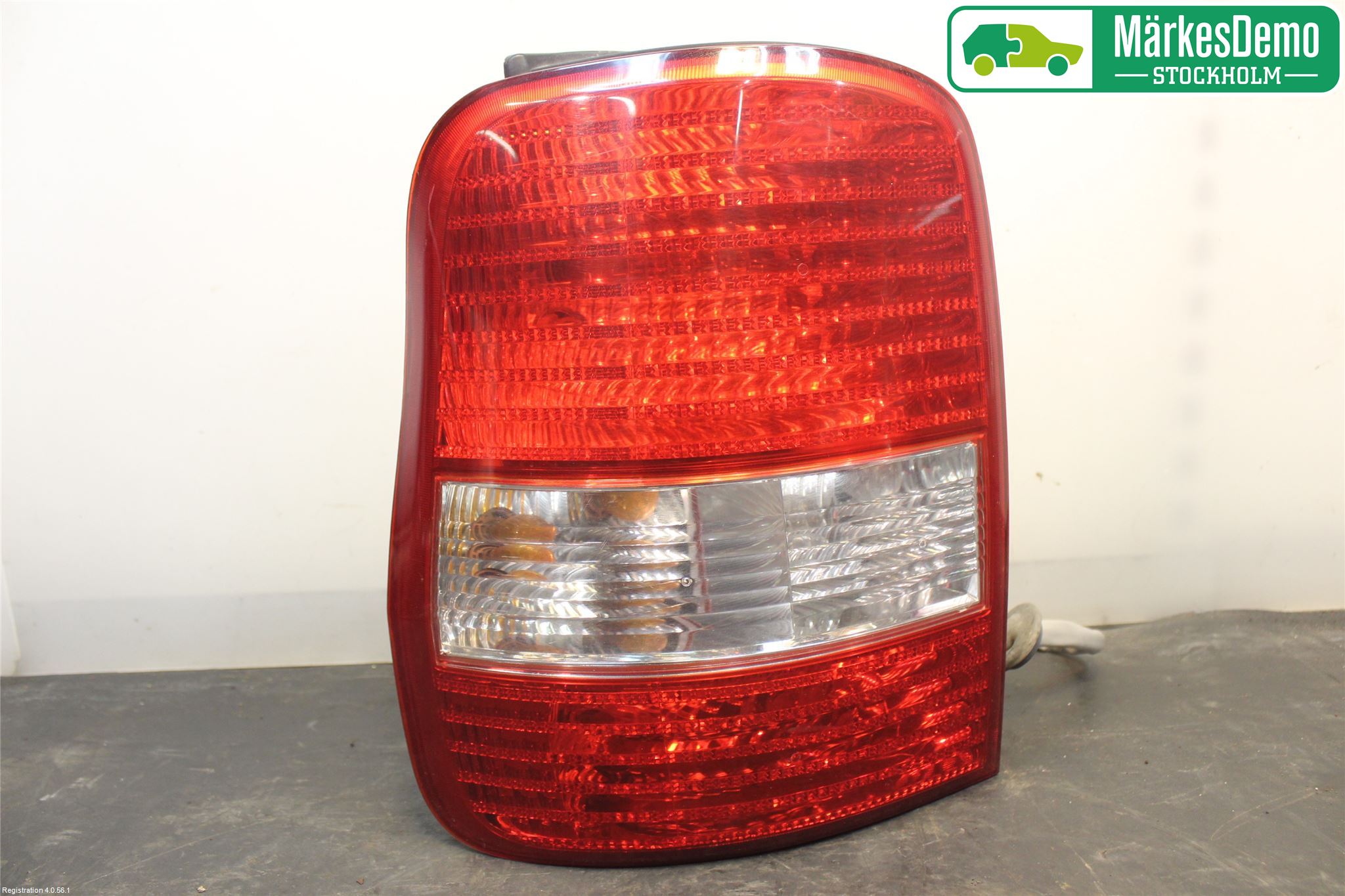 Kia CARNIVAL Bakljus Vänster